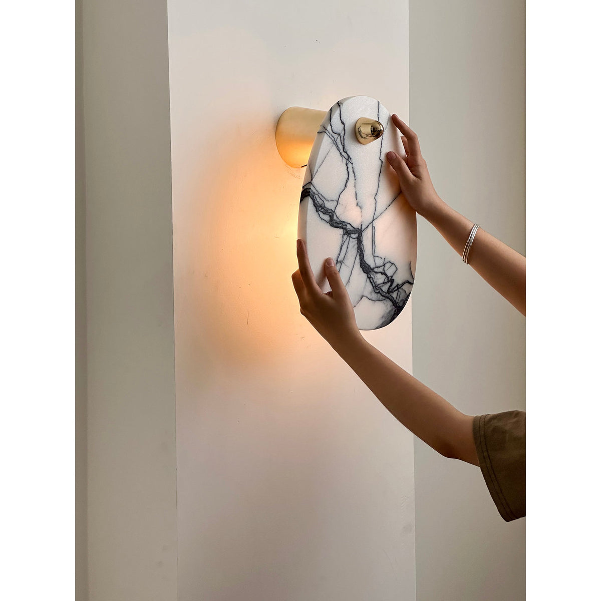 Norduvys Modern Luxurious  Metal Marble Wall Lamp