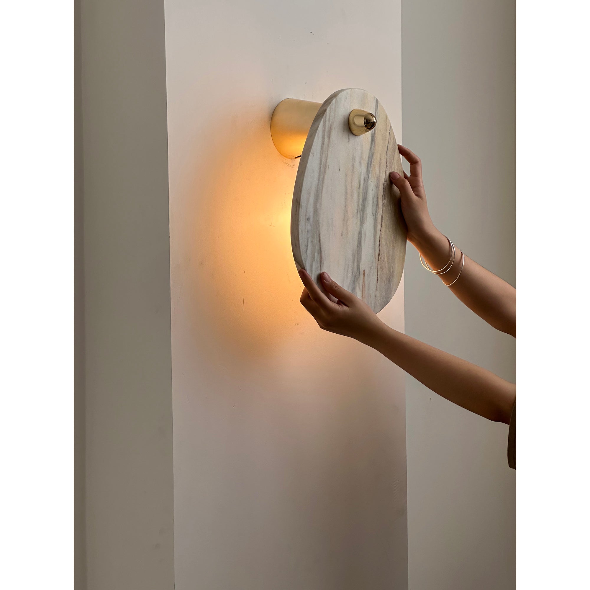 Norduvys Modern Luxurious  Metal Marble Wall Lamp