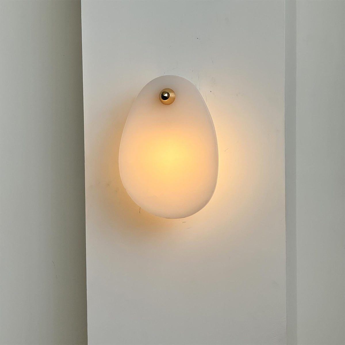 Norduvys Modern Luxurious  Metal Marble Wall Lamp