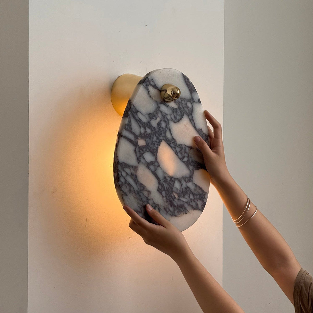 Norduvys Modern Luxurious  Metal Marble Wall Lamp