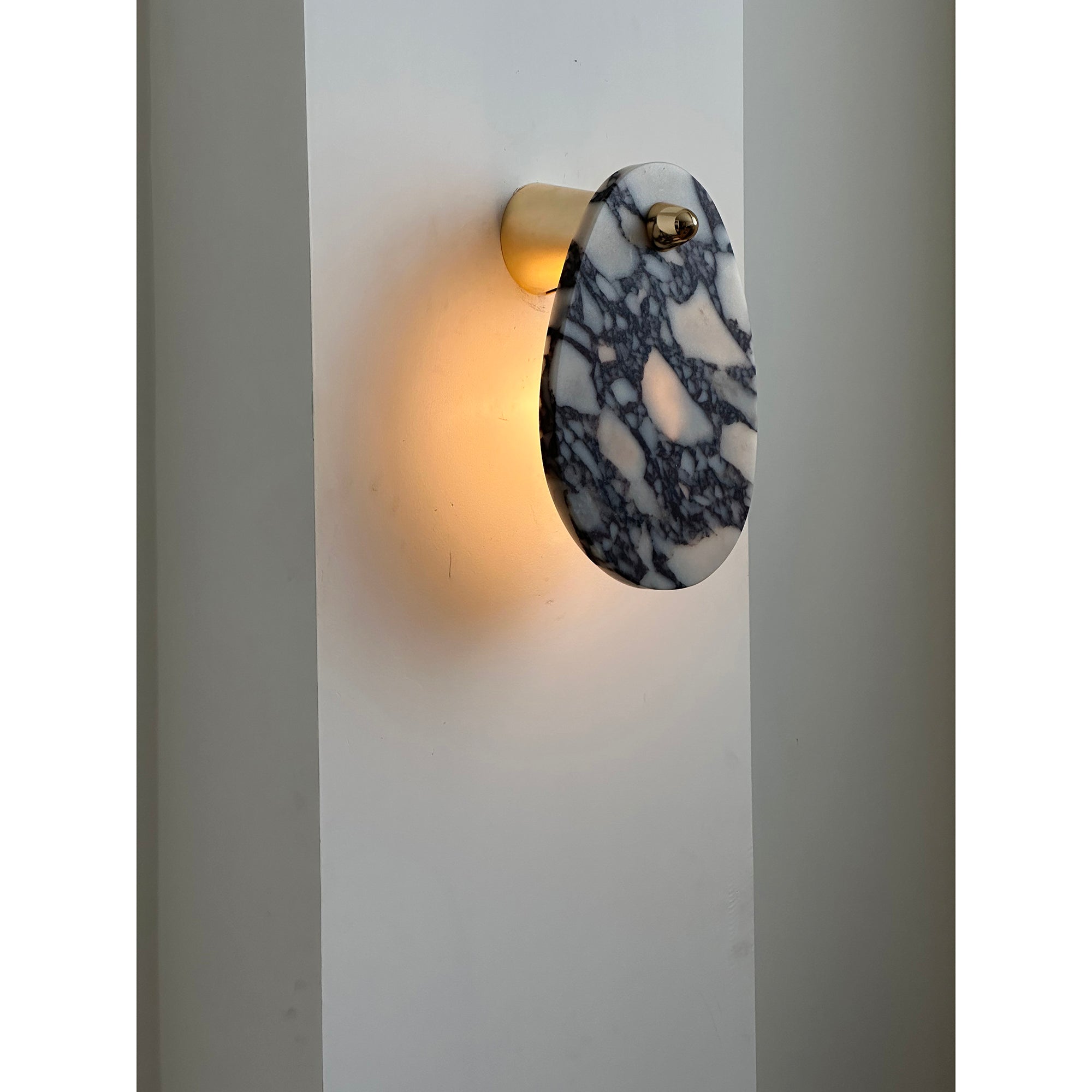 Norduvys Modern Luxurious  Metal Marble Wall Lamp