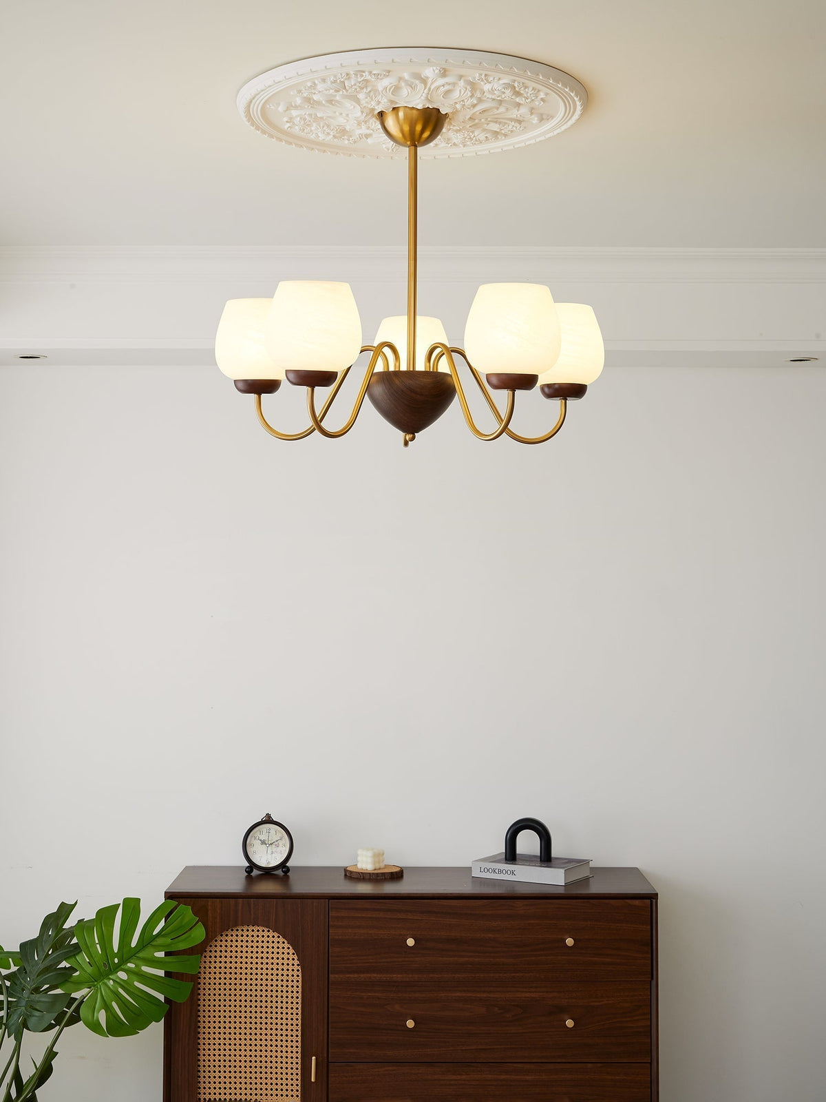 Sytheiel Premium	Elegance Wood Glass Chandelier