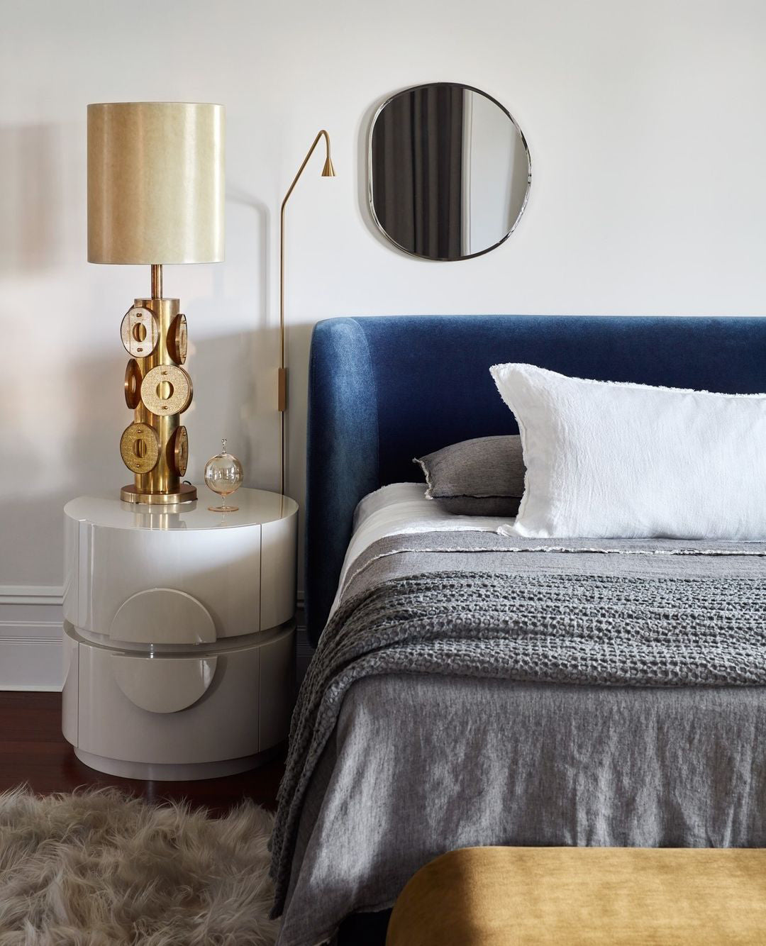 Vesolel Modern Minimalist Wall Lamp