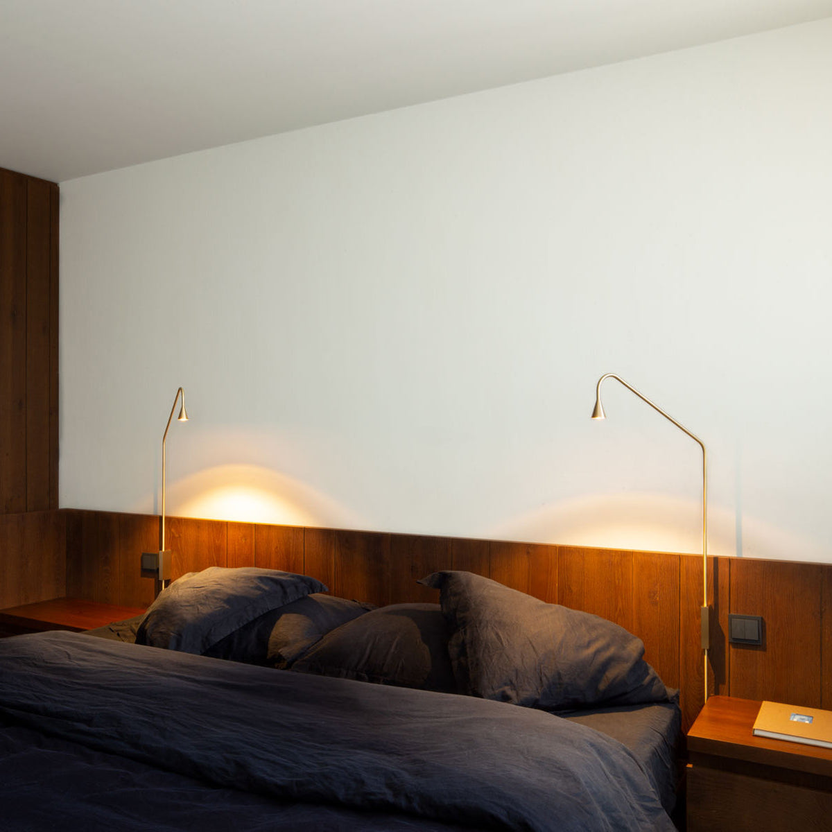 Vesolel Modern Minimalist Wall Lamp