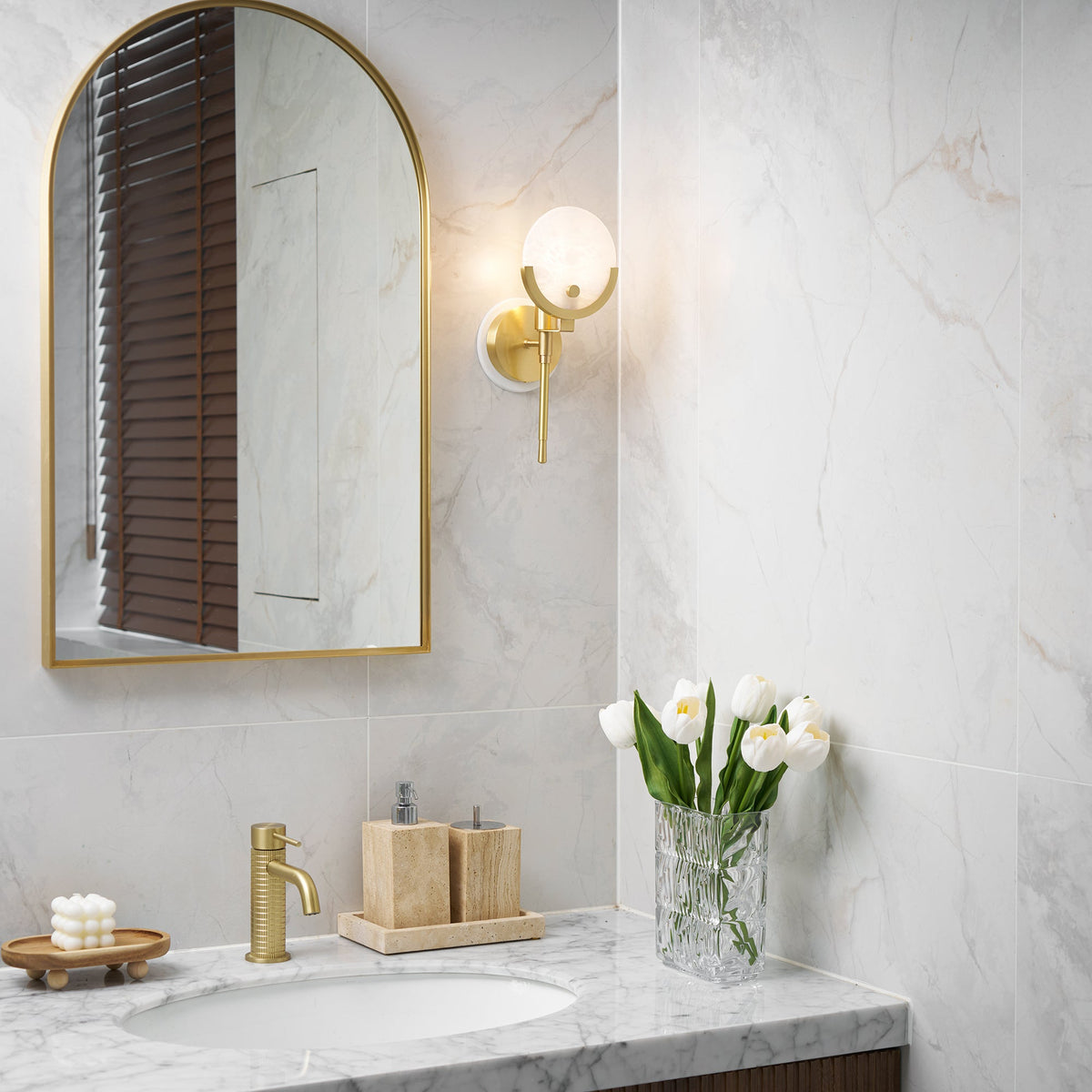 Aminex Sphere Alabaster Wall Light