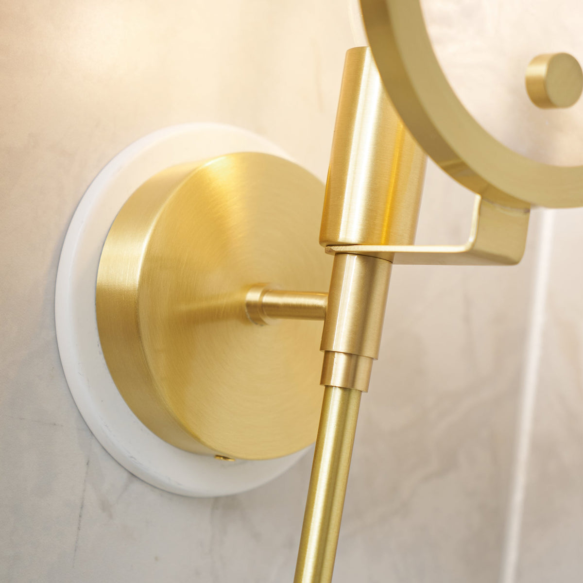 Aminex Sphere Alabaster Wall Light