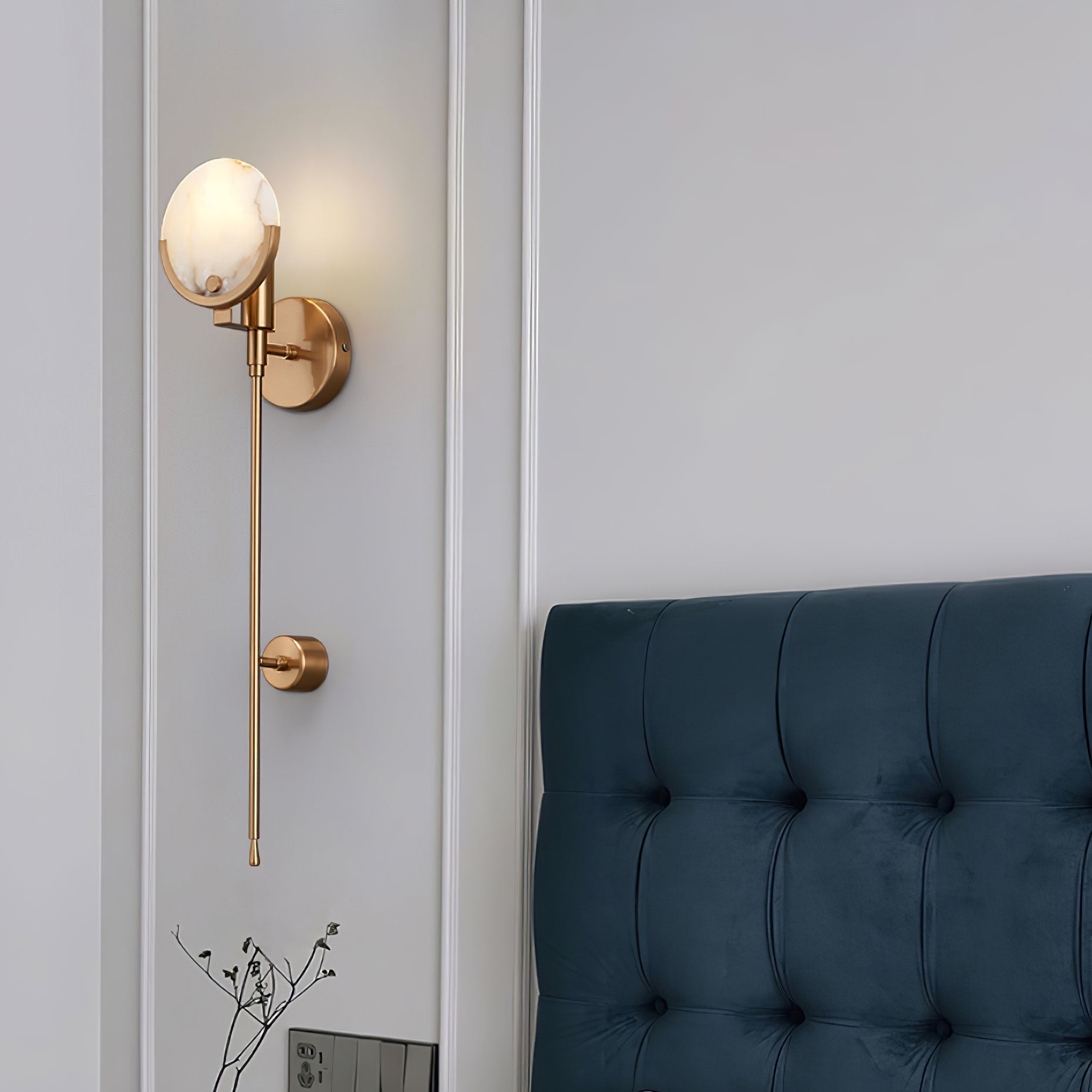 Florian Brass Sconce Alabaster