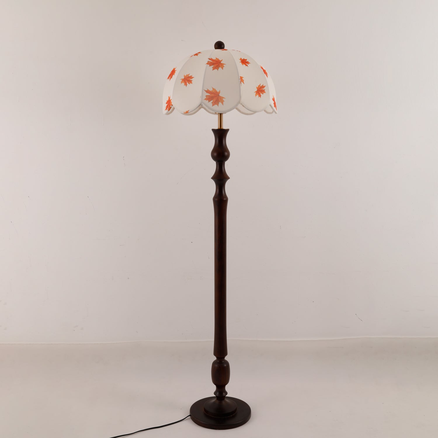 Mapler Wood Fabric Elegant Floor Lamp