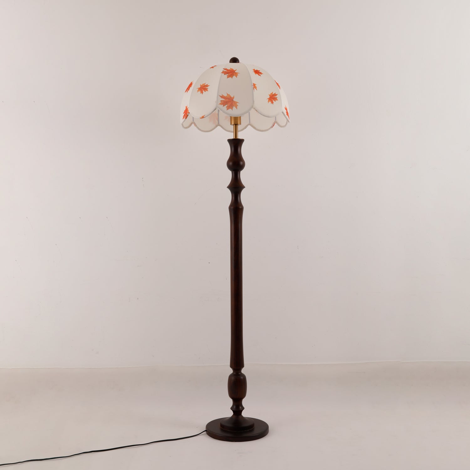 Mapler Wood Fabric Elegant Floor Lamp