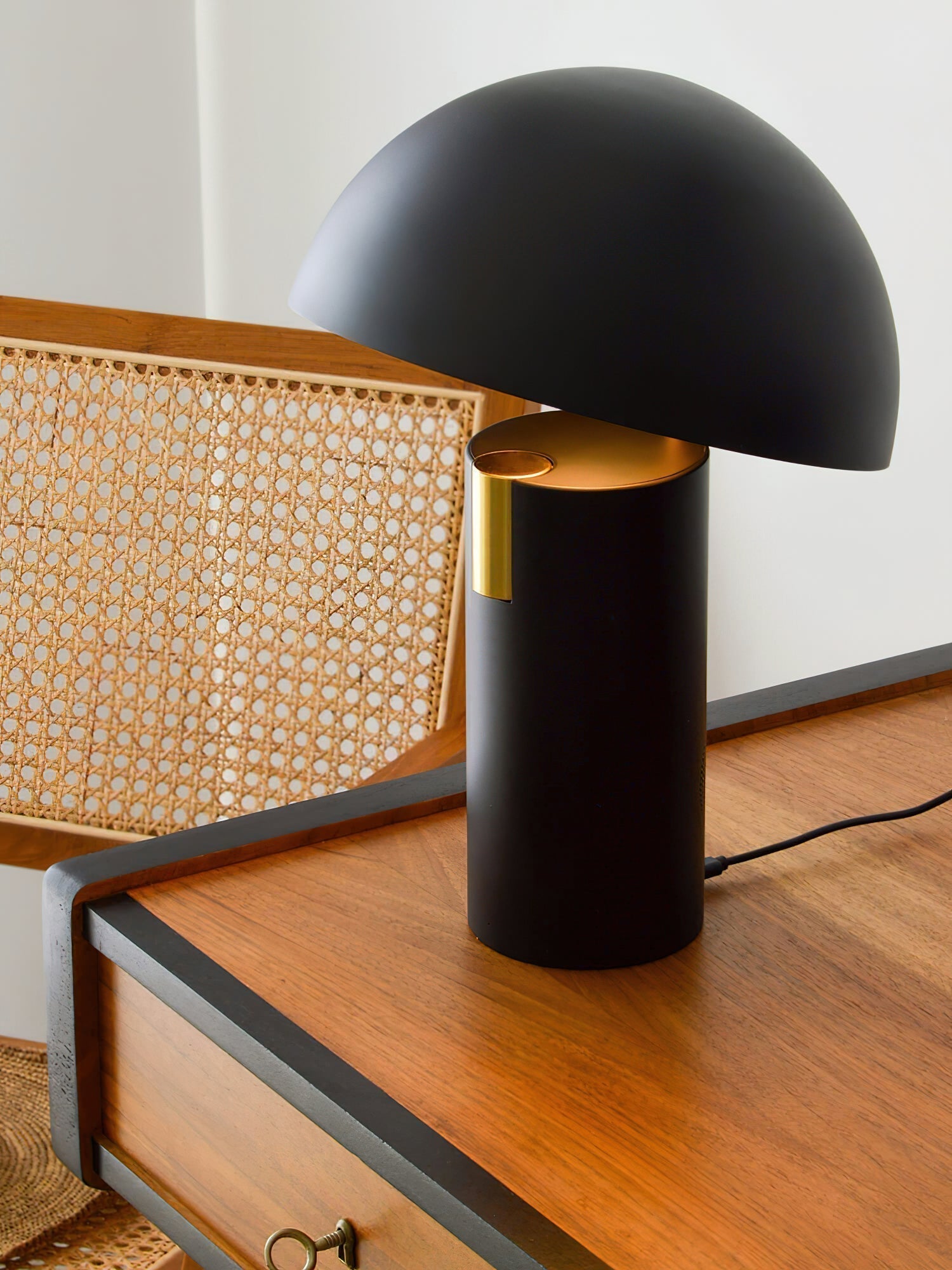 Lumanette Table Lamp