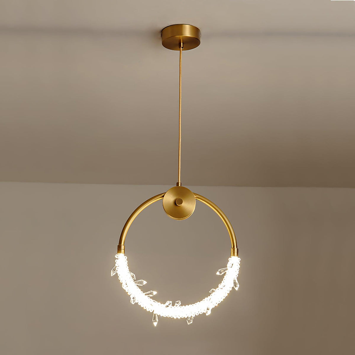 Lustre Elegant Crystal Pendant Light