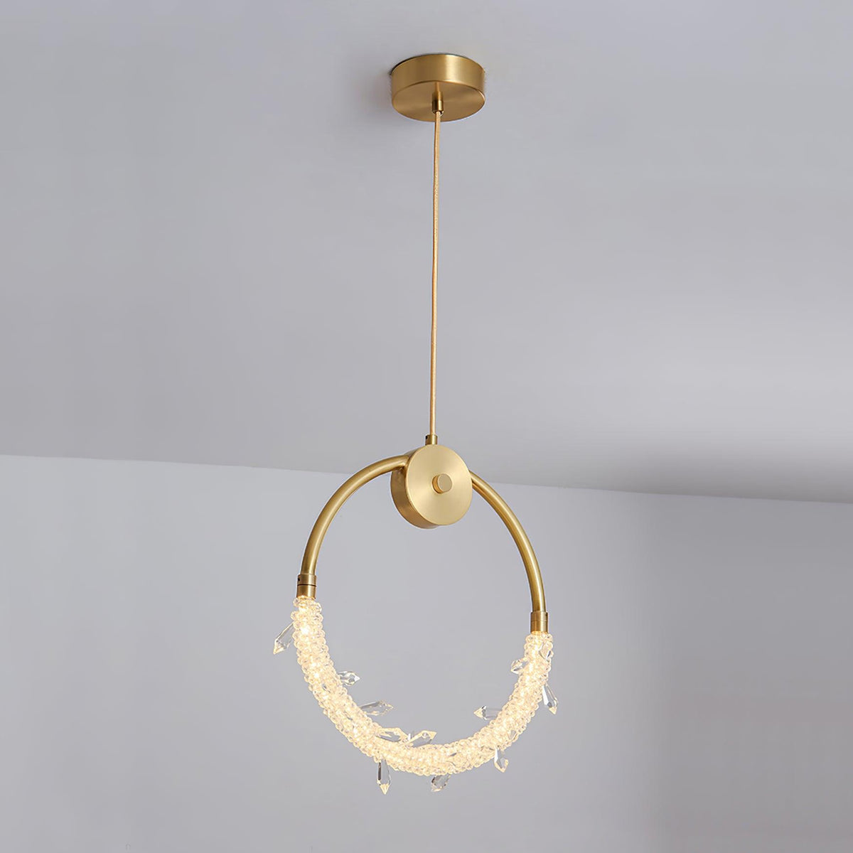 Lustre Elegant Crystal Pendant Light