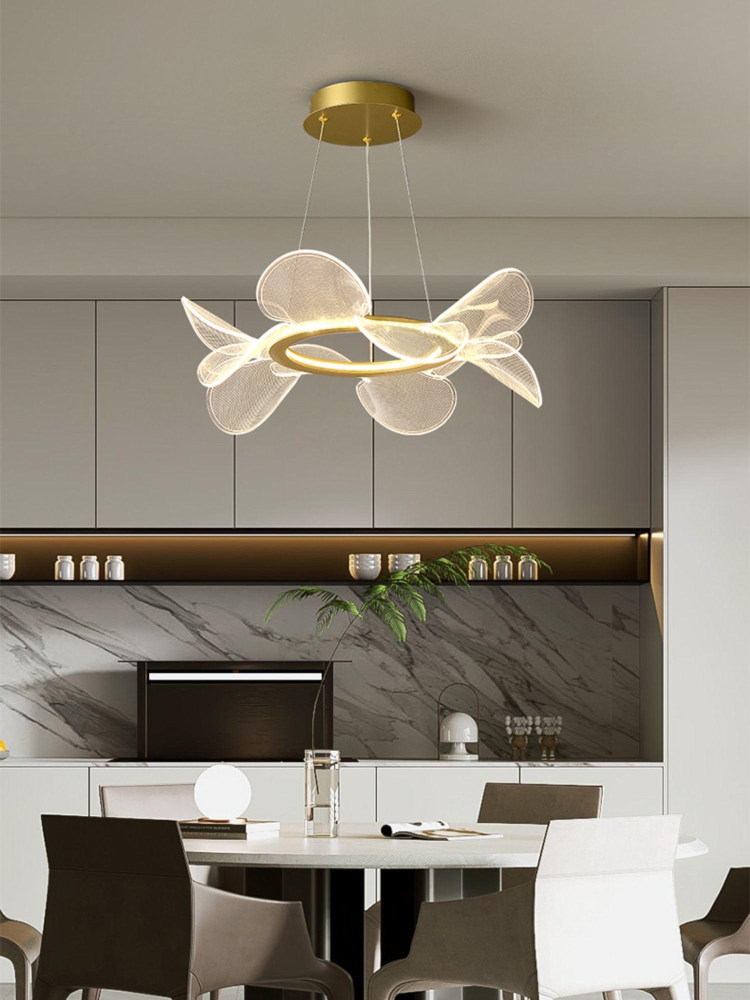 Lustra Chandelier Bain Flying Flowers Acrylic - Neutral Decor