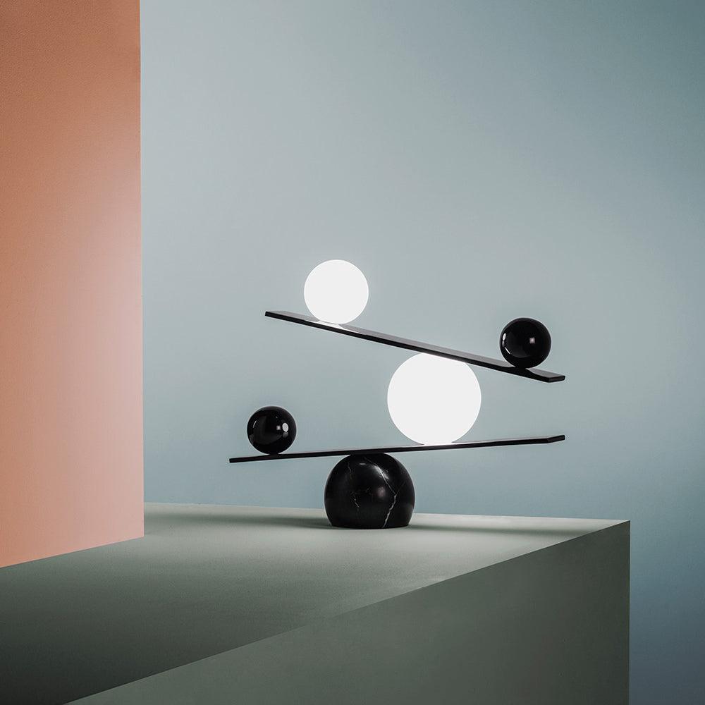 Usilus Table Lamp