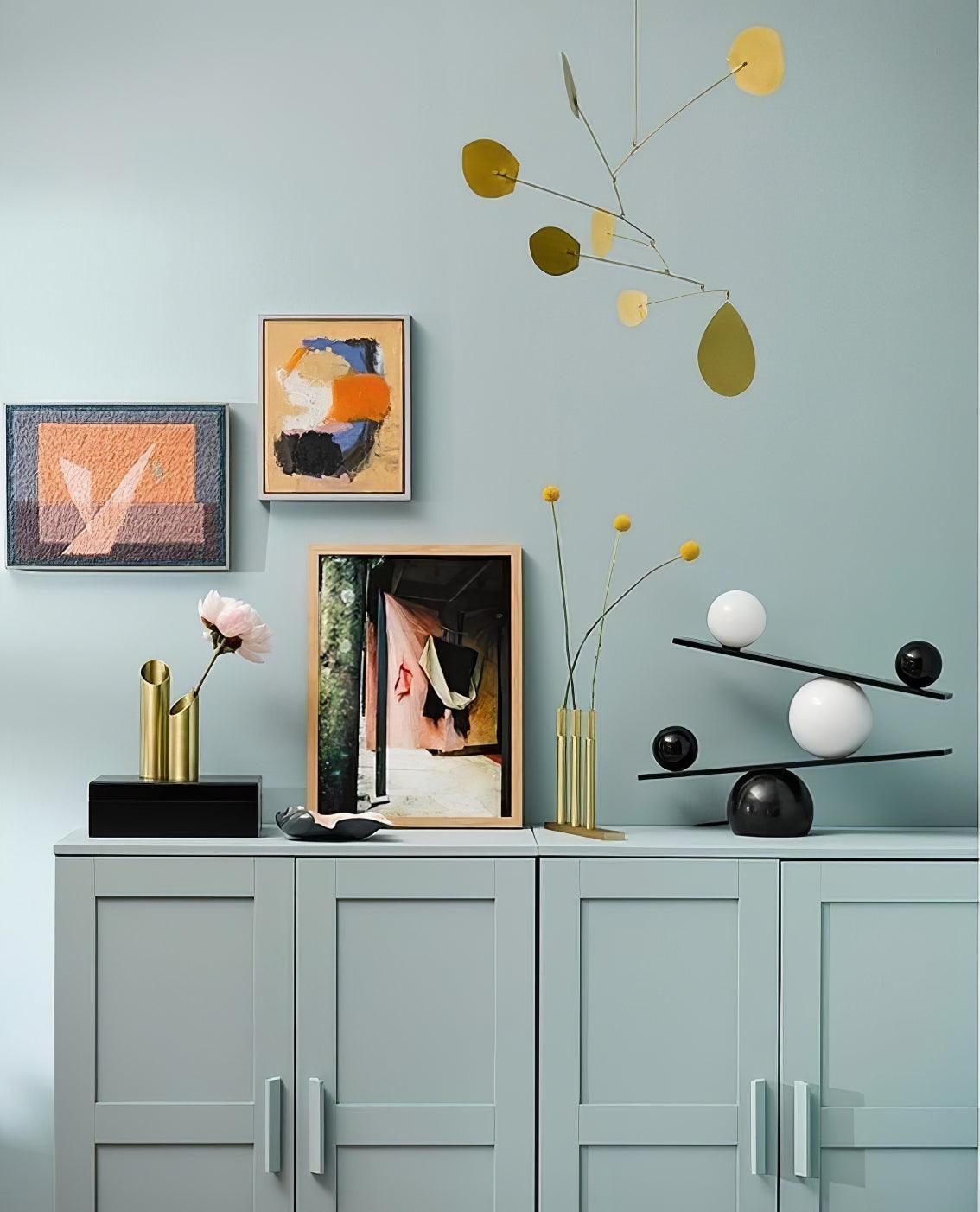 Usilus Table Lamp