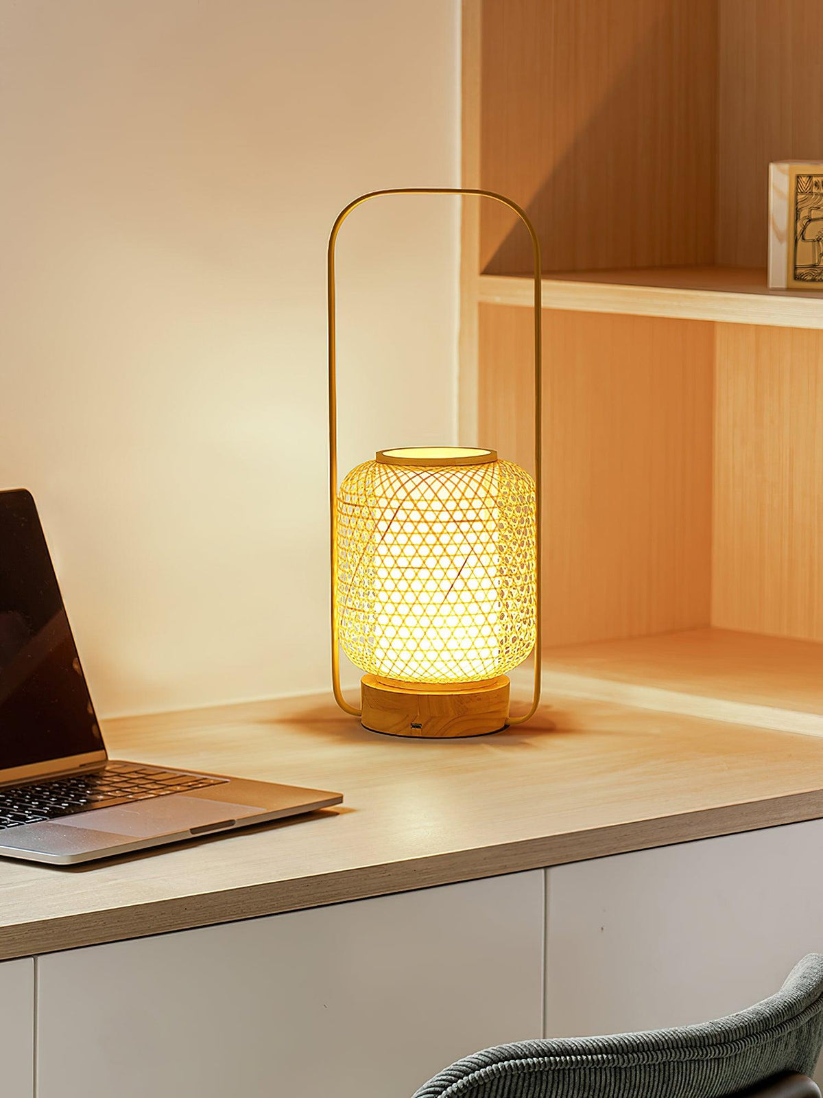 Orbituse Wooden Retro Table Lamp