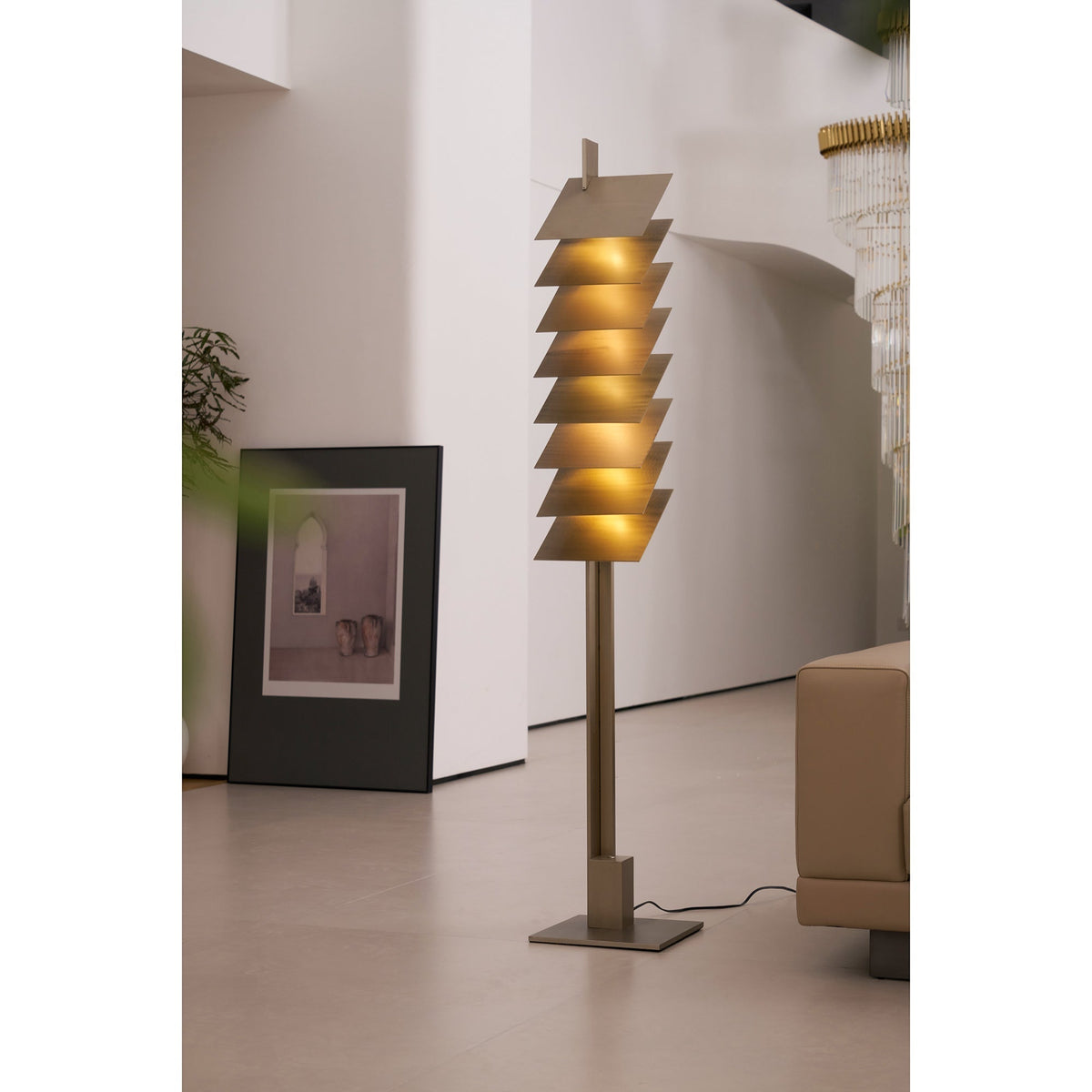 Virauena Floor Lamp
