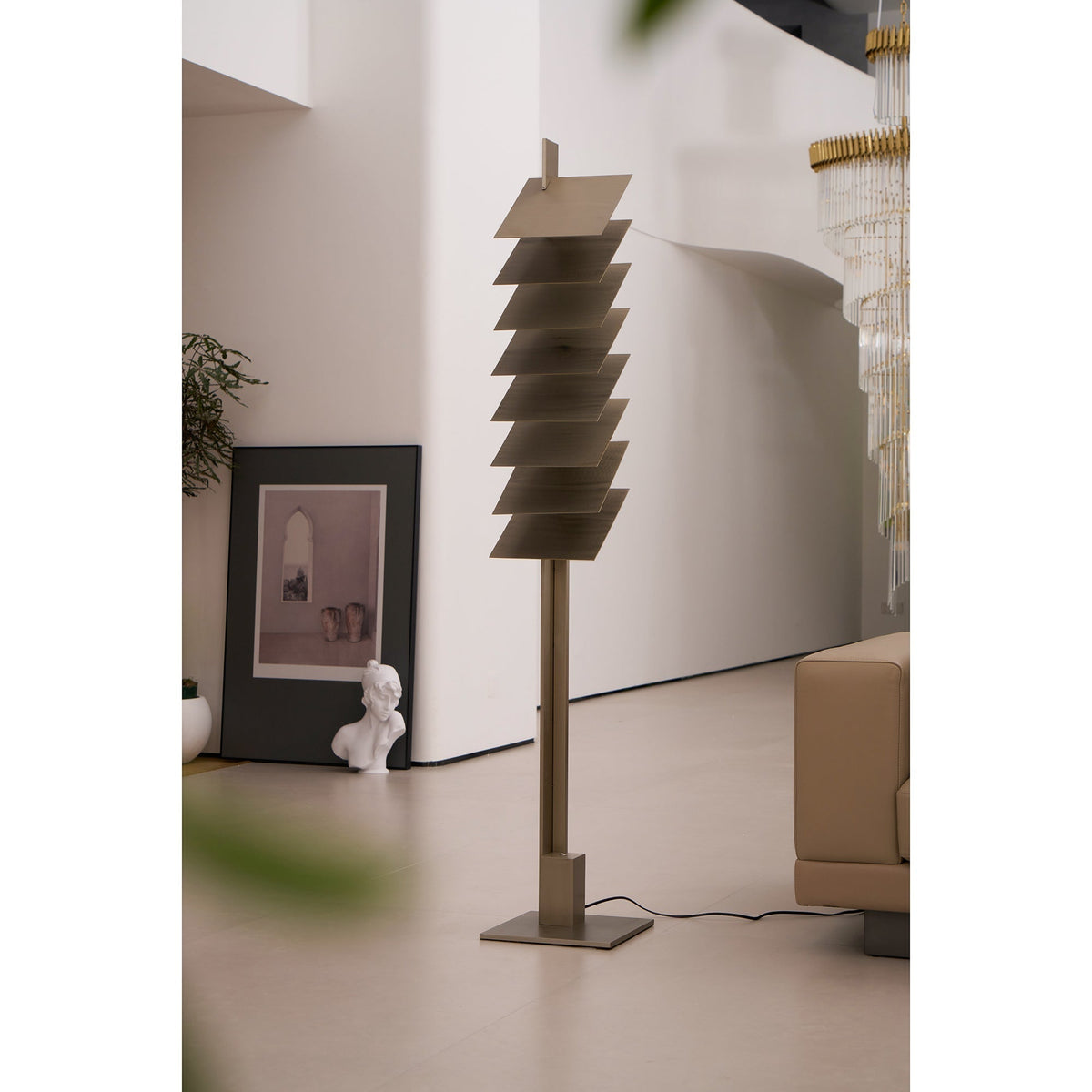 Virauena Floor Lamp