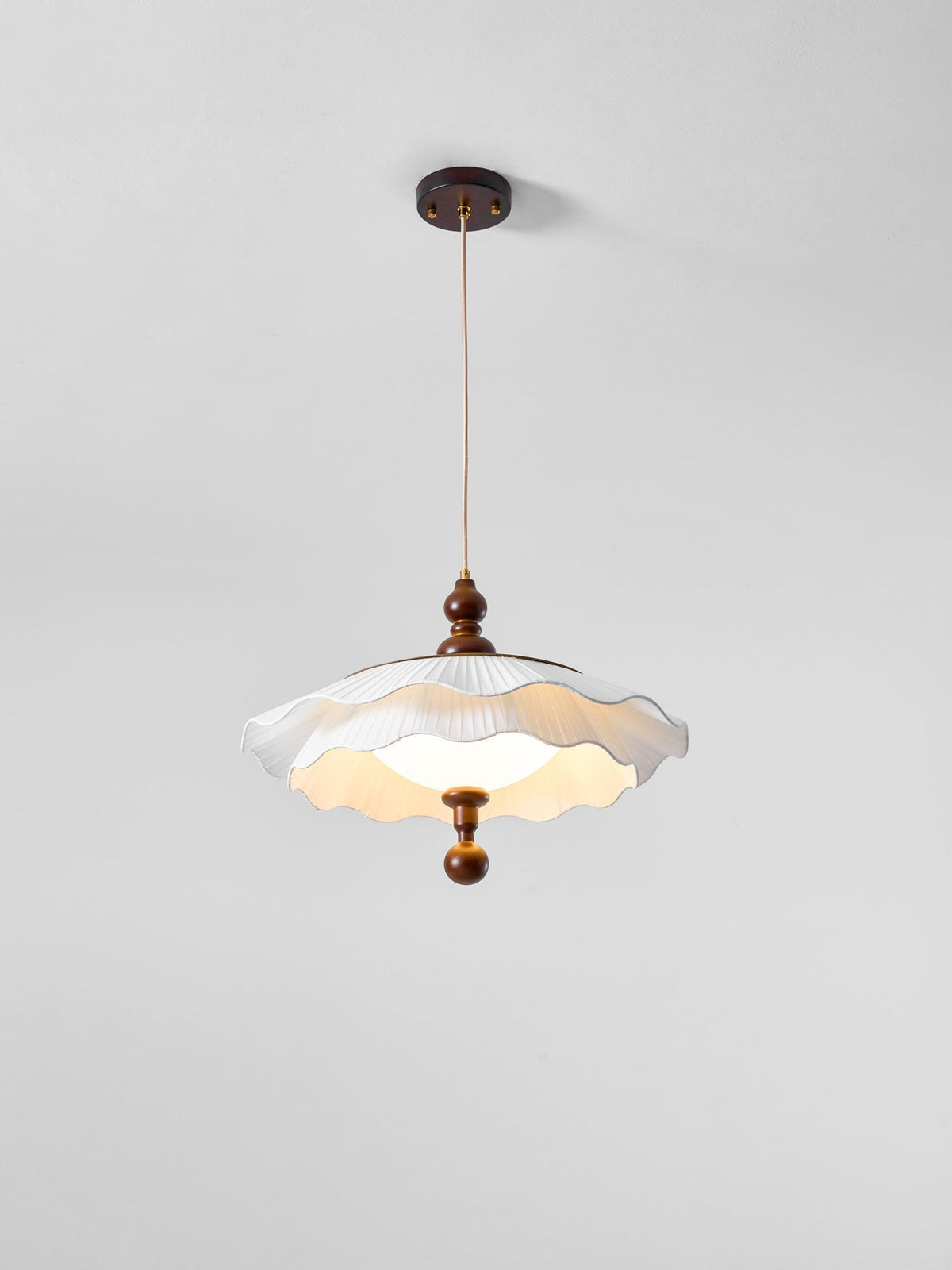 Everford Belle Epoque Pleated Pendant Light