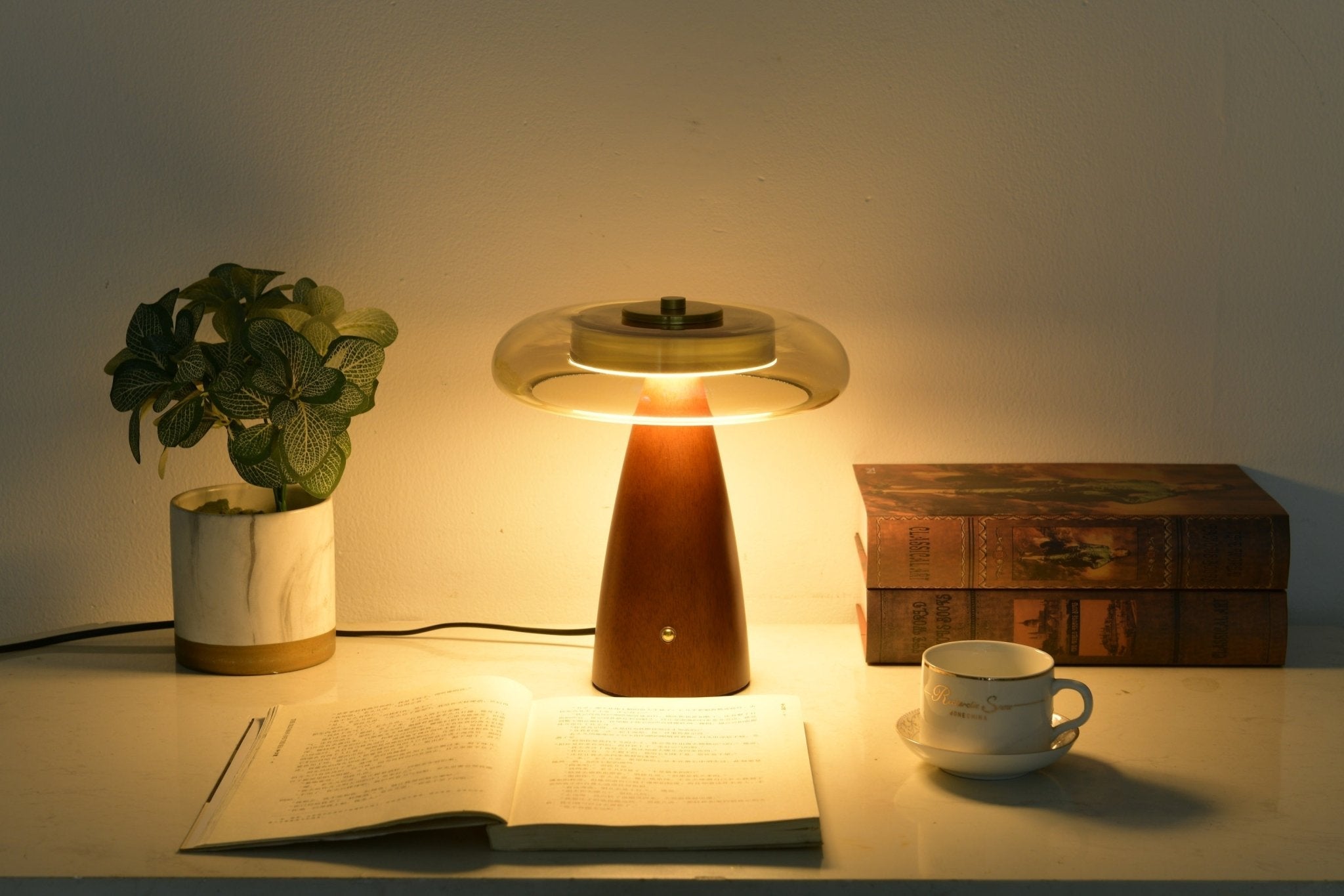 Mushroom Retro Glass Table Lamp