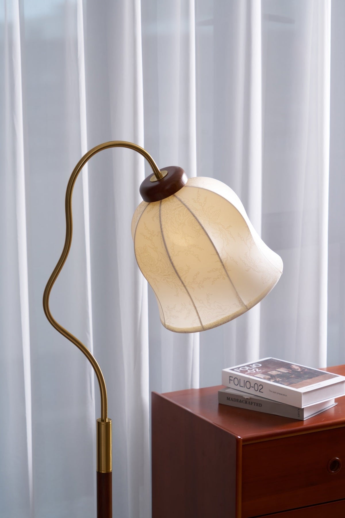 Elveielle Classic Wood Floor Lamp