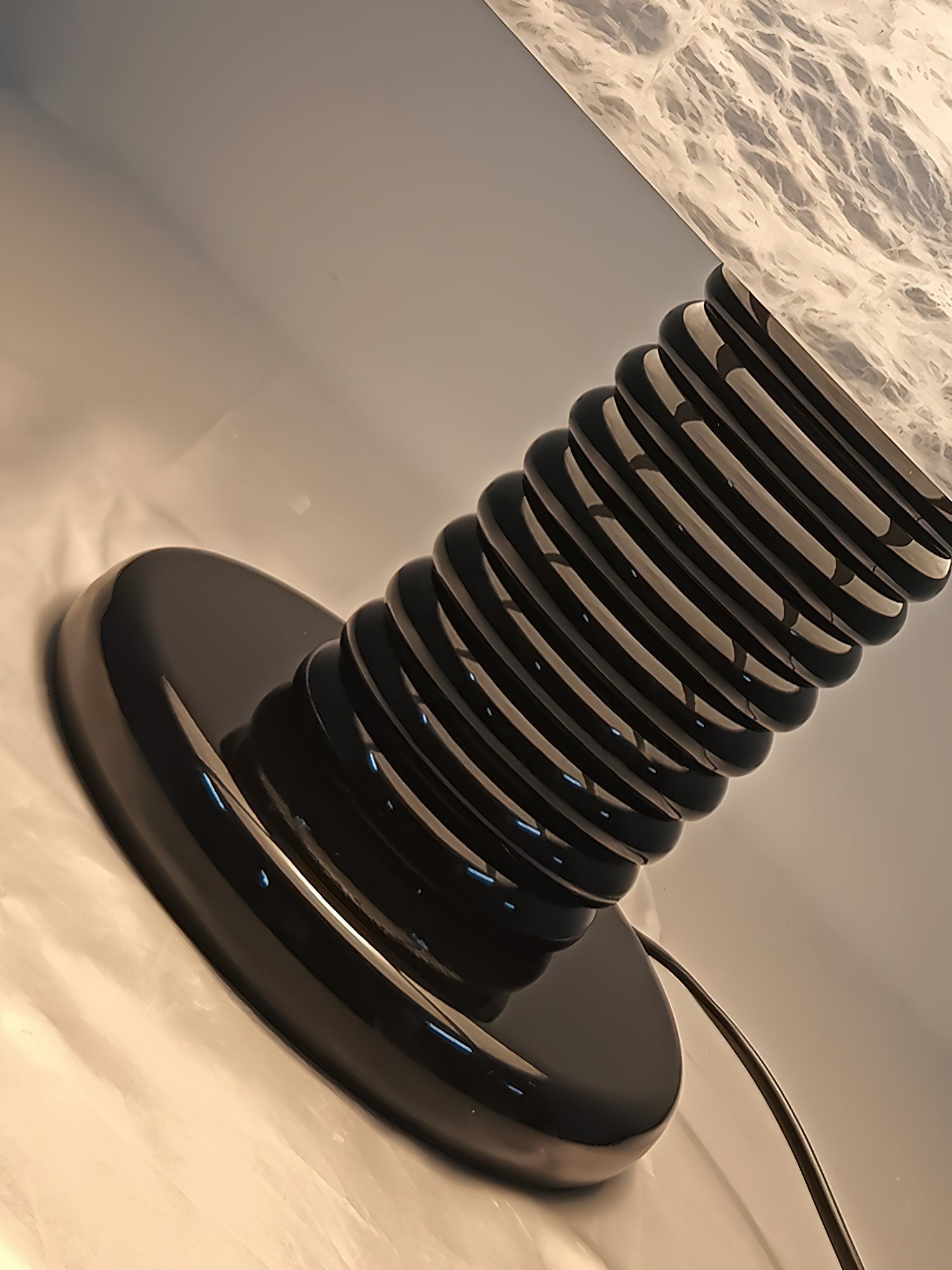 Teriorina Table Lamp