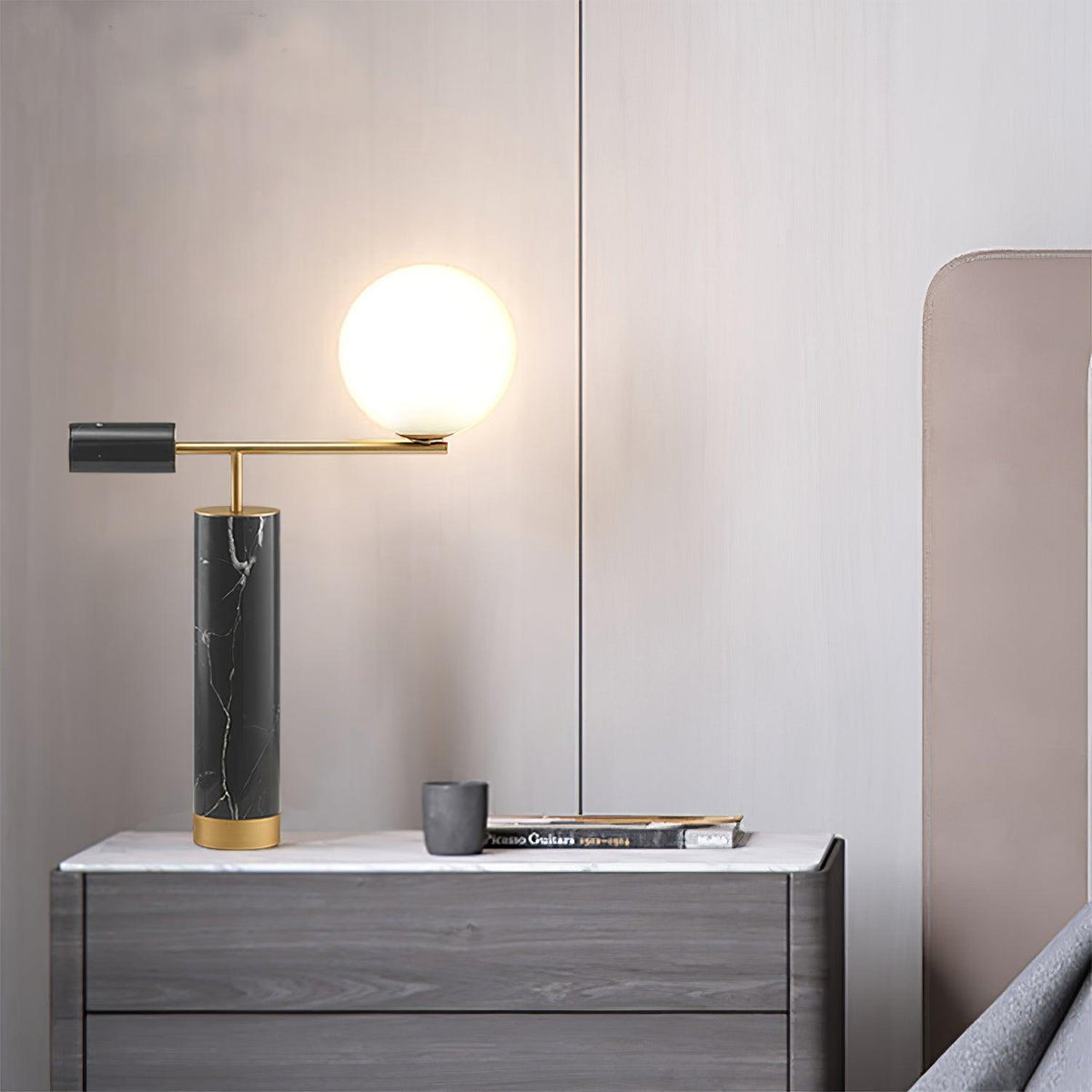 Eurrinion Balancing Marble Desk Lamp