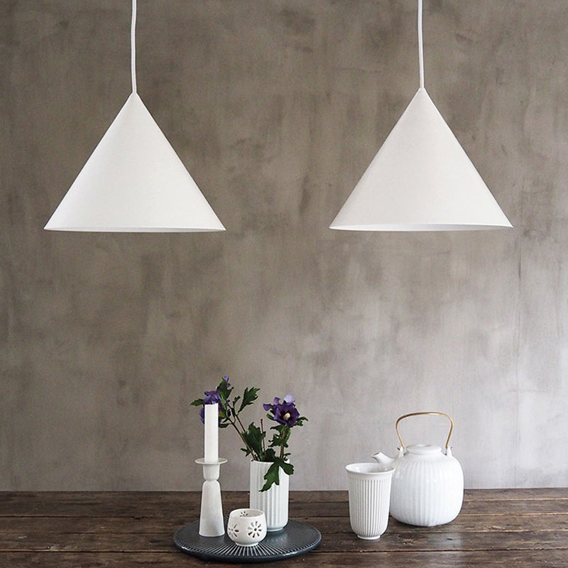 Caeluvyu Modern Minimalist Dark Metal Pendant Lamp