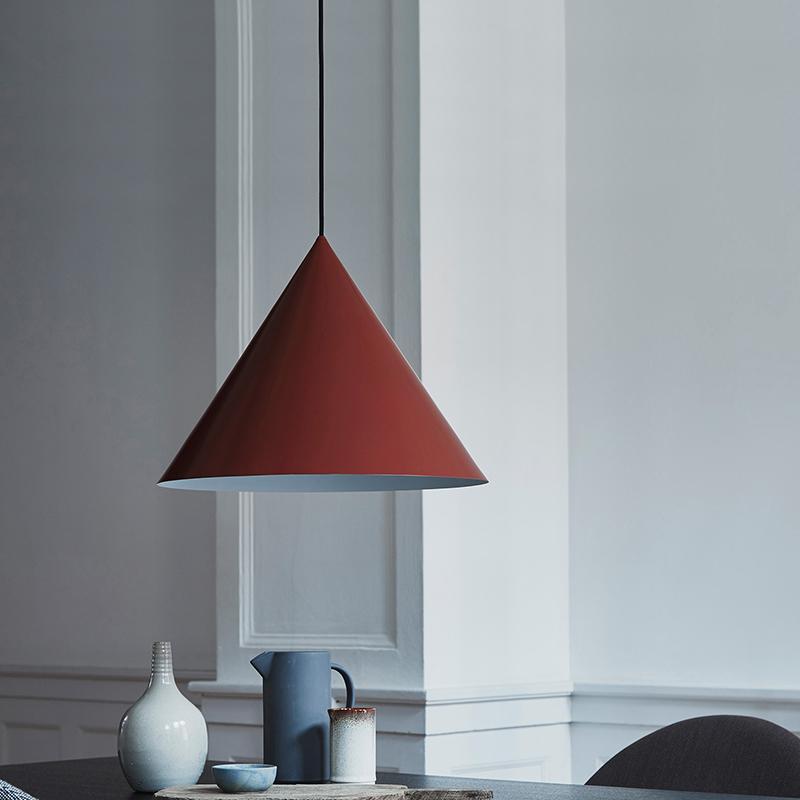 Caeluvyu Modern Minimalist Dark Metal Pendant Lamp