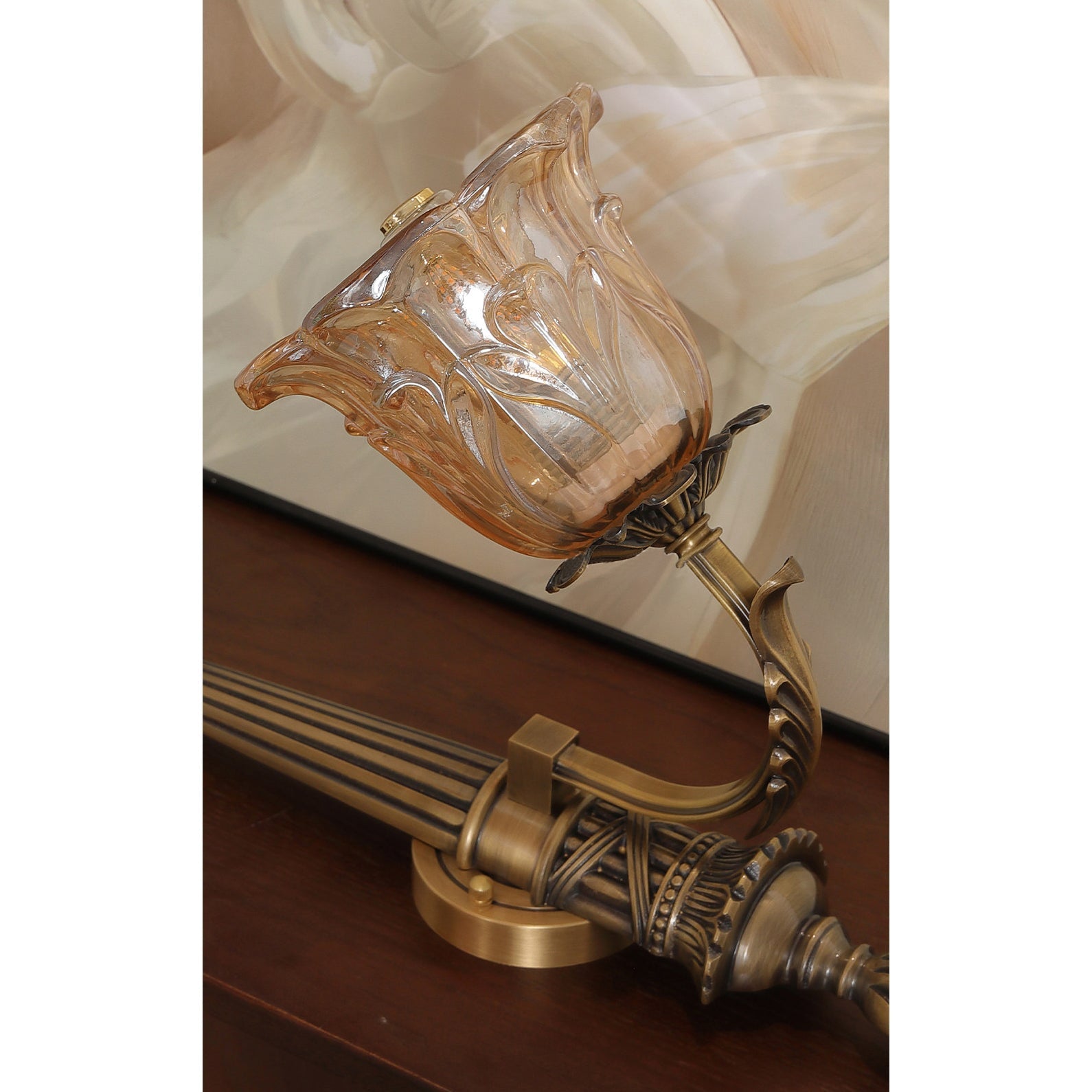 Viraerelia Wall Lamp