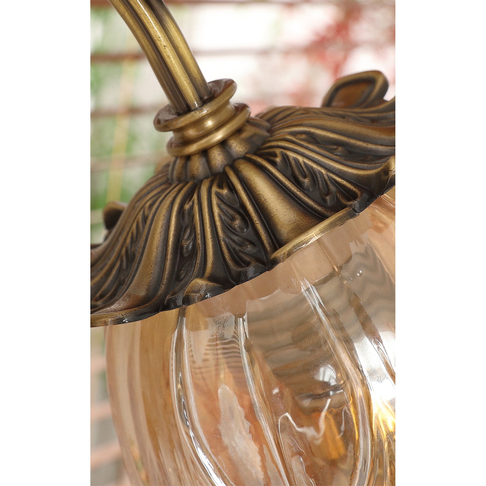 Viraerelia Wall Lamp