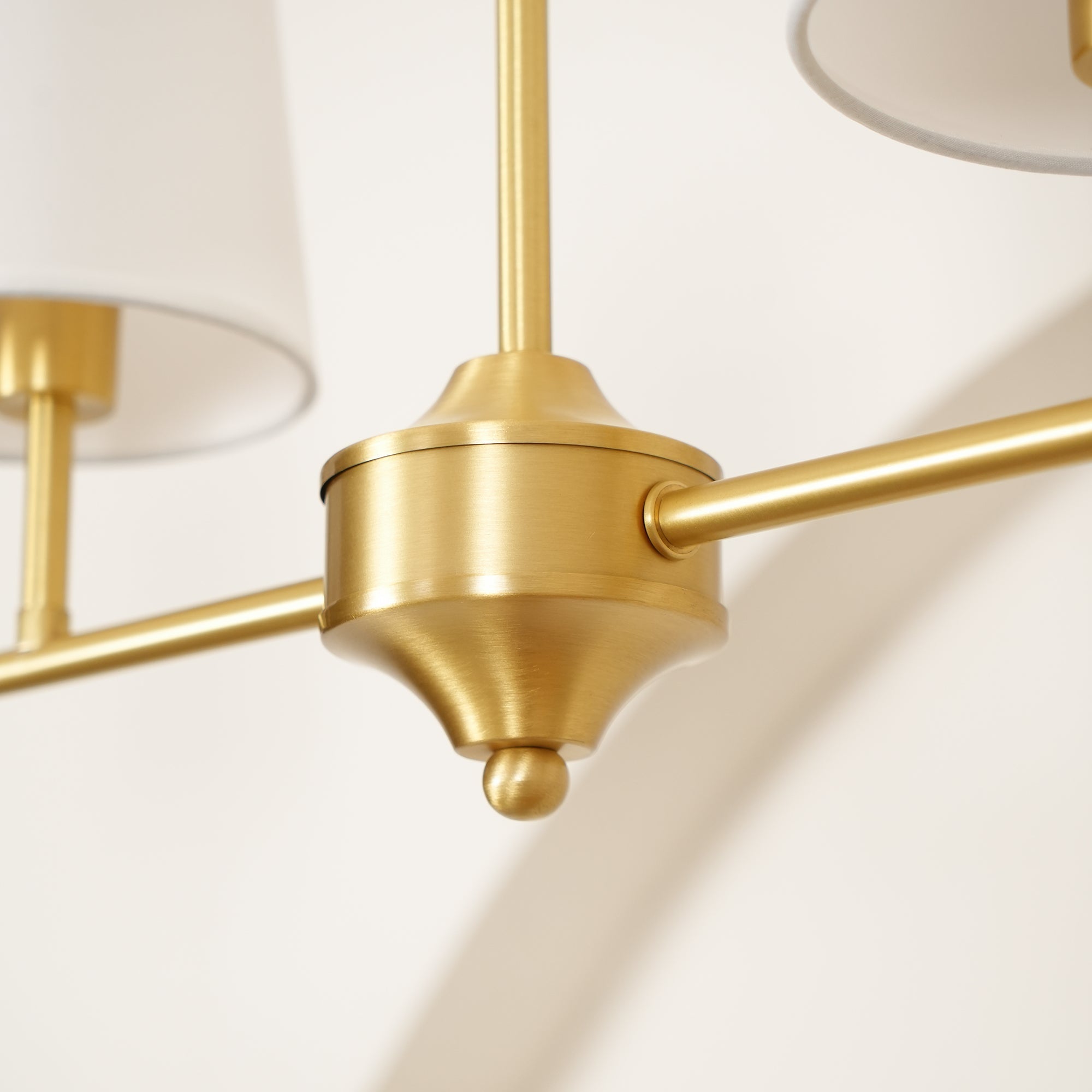 Avvenora Pendant Lamp