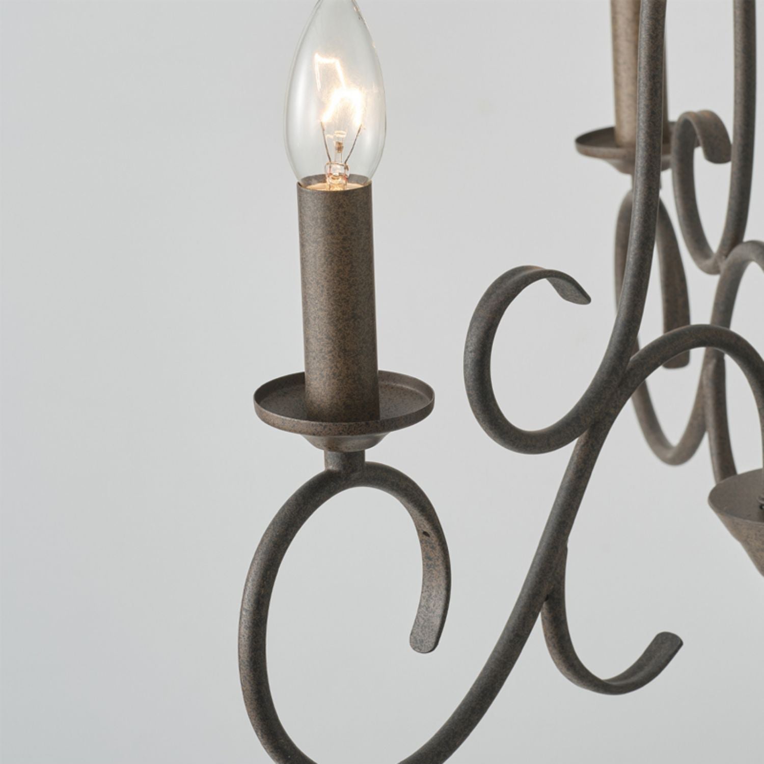 Dvaluvyu Vintage Industrial Metal Chandelier