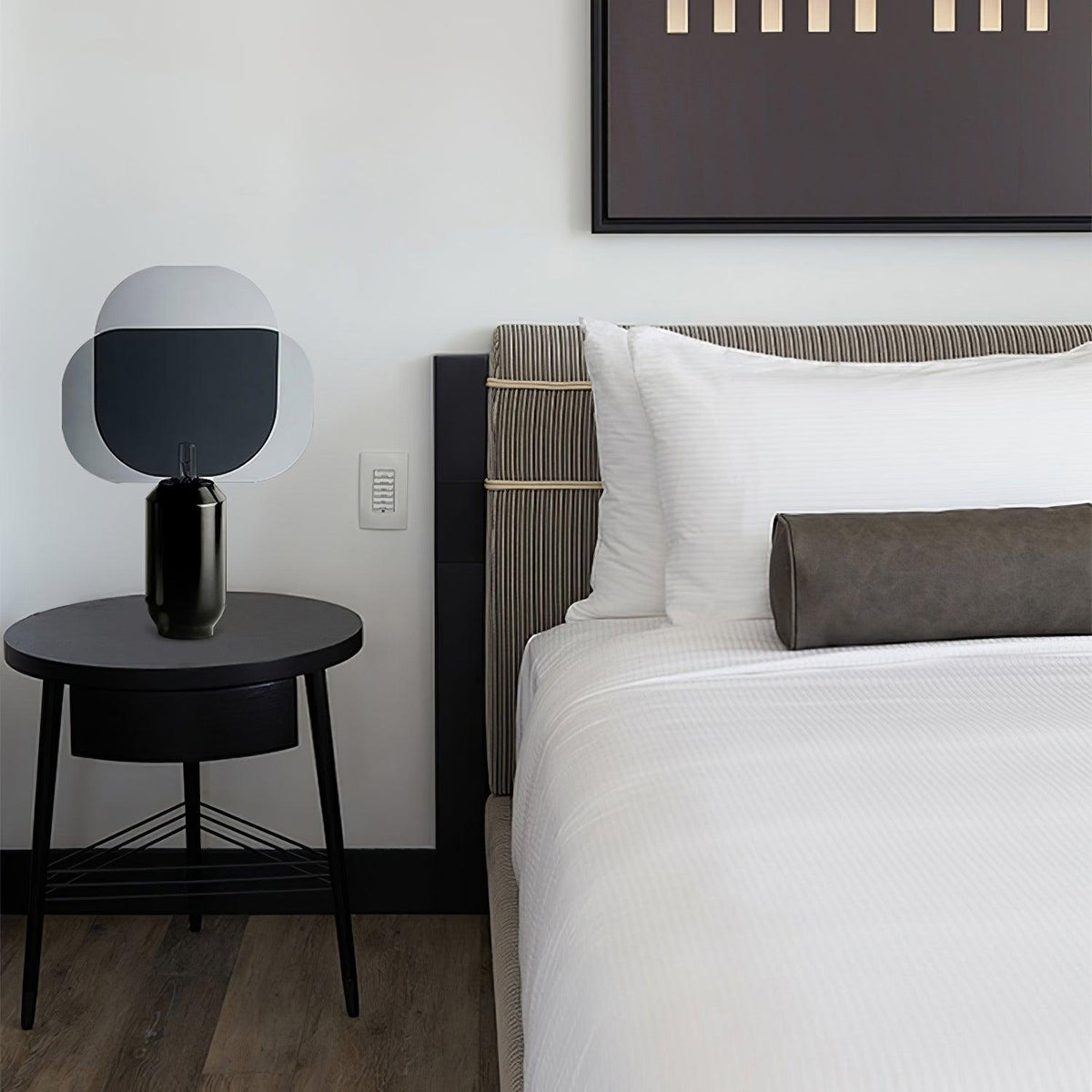 Lucelira Trendy Acrylic Table Lamp