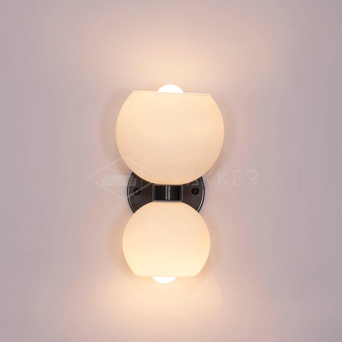 Avynion Modern Nordic Art Glass Wall Lamp