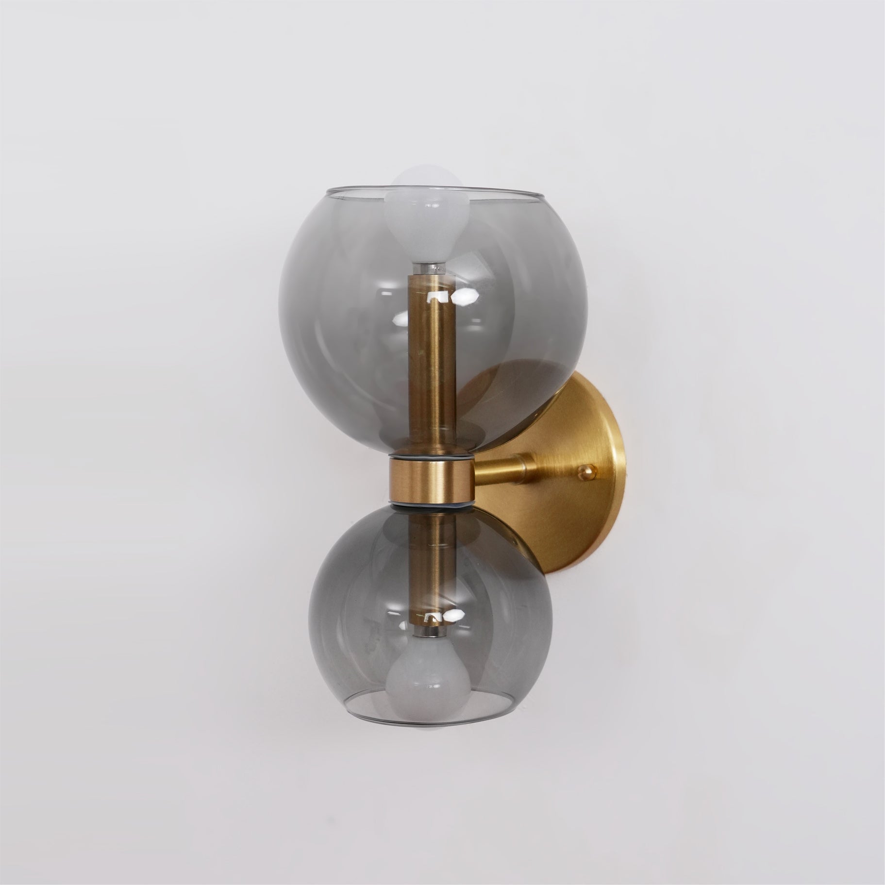 Avynion Modern Nordic Art Glass Wall Lamp