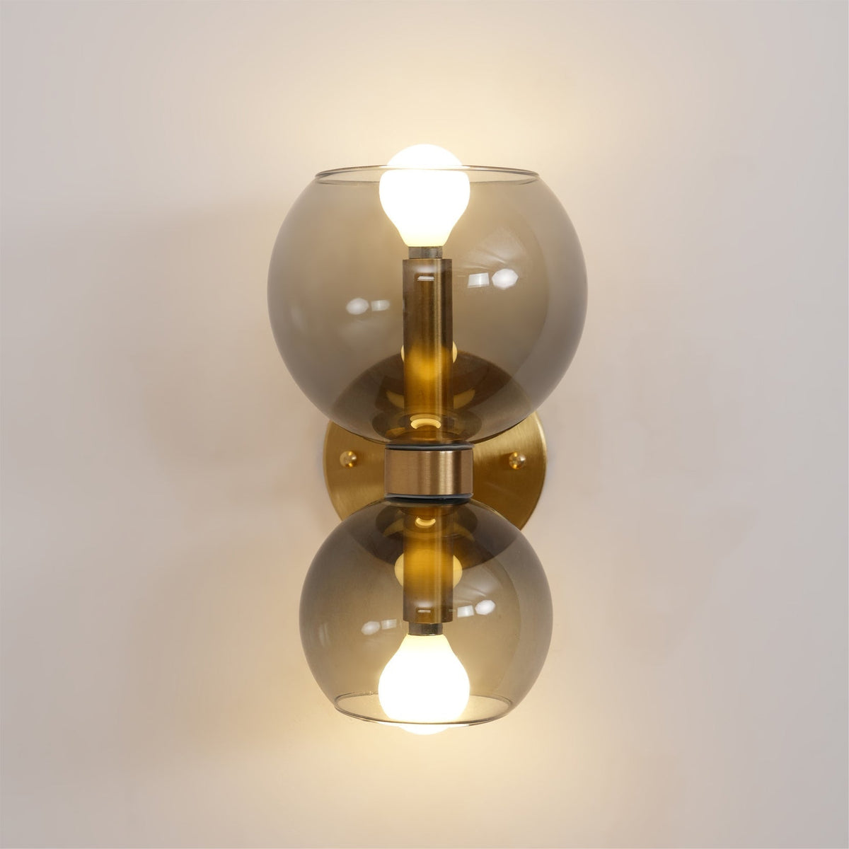 Avynion Modern Nordic Art Glass Wall Lamp