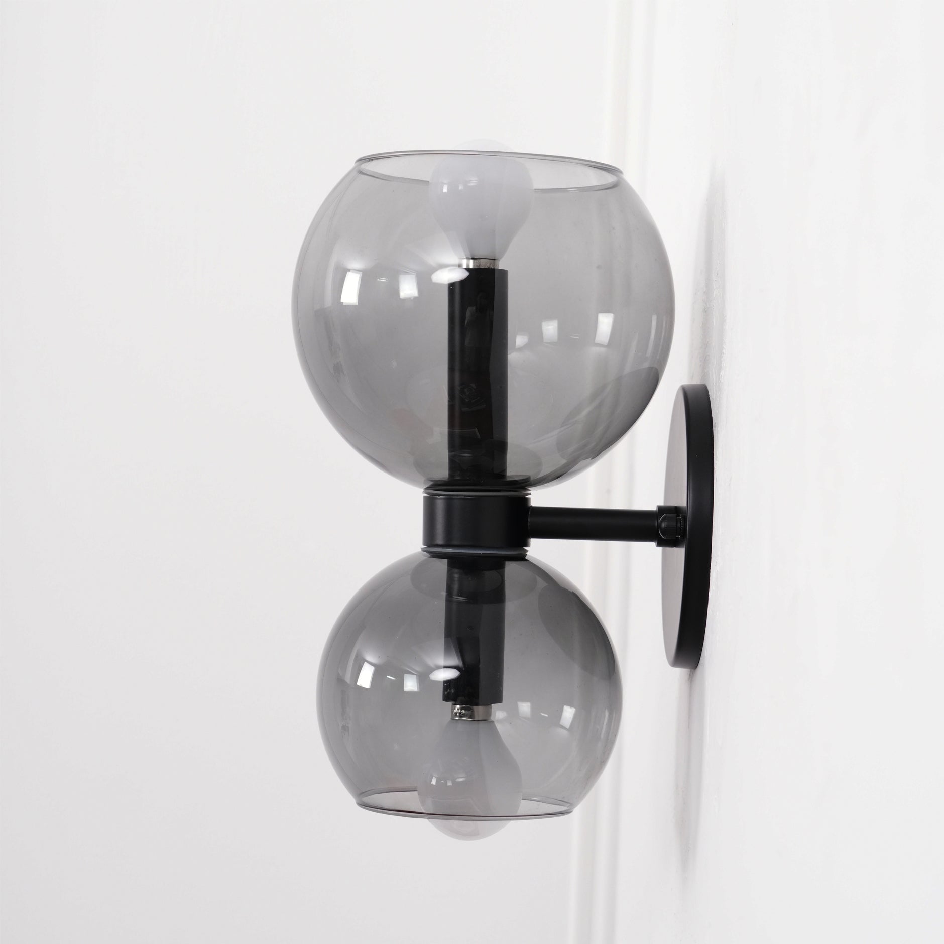 Umarion Round Pearl Glass Sconce Wall lamp