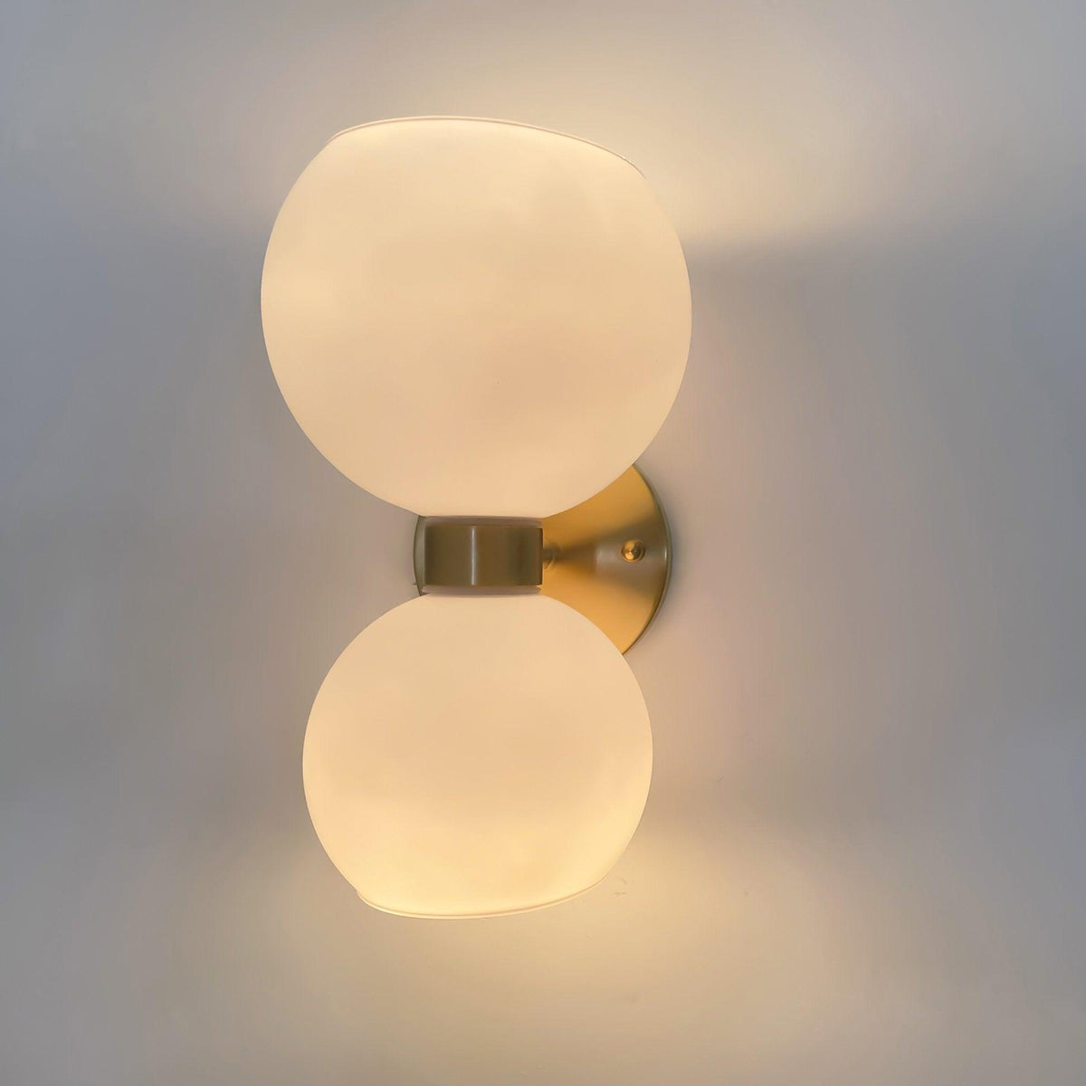 Umarion Round Pearl Glass Sconce Wall lamp