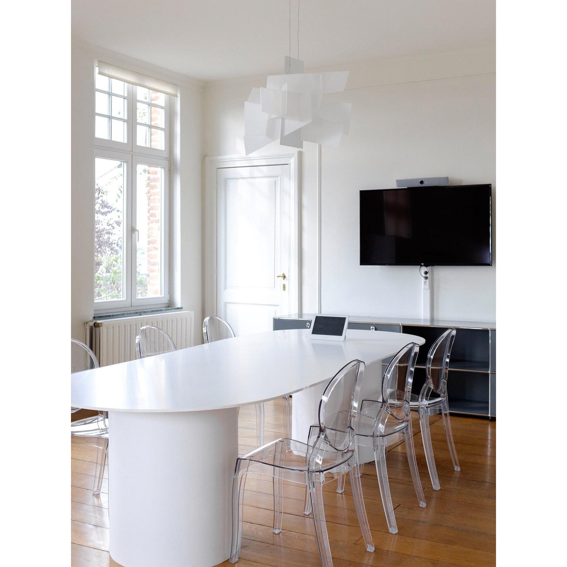 Lumiian Chandelier