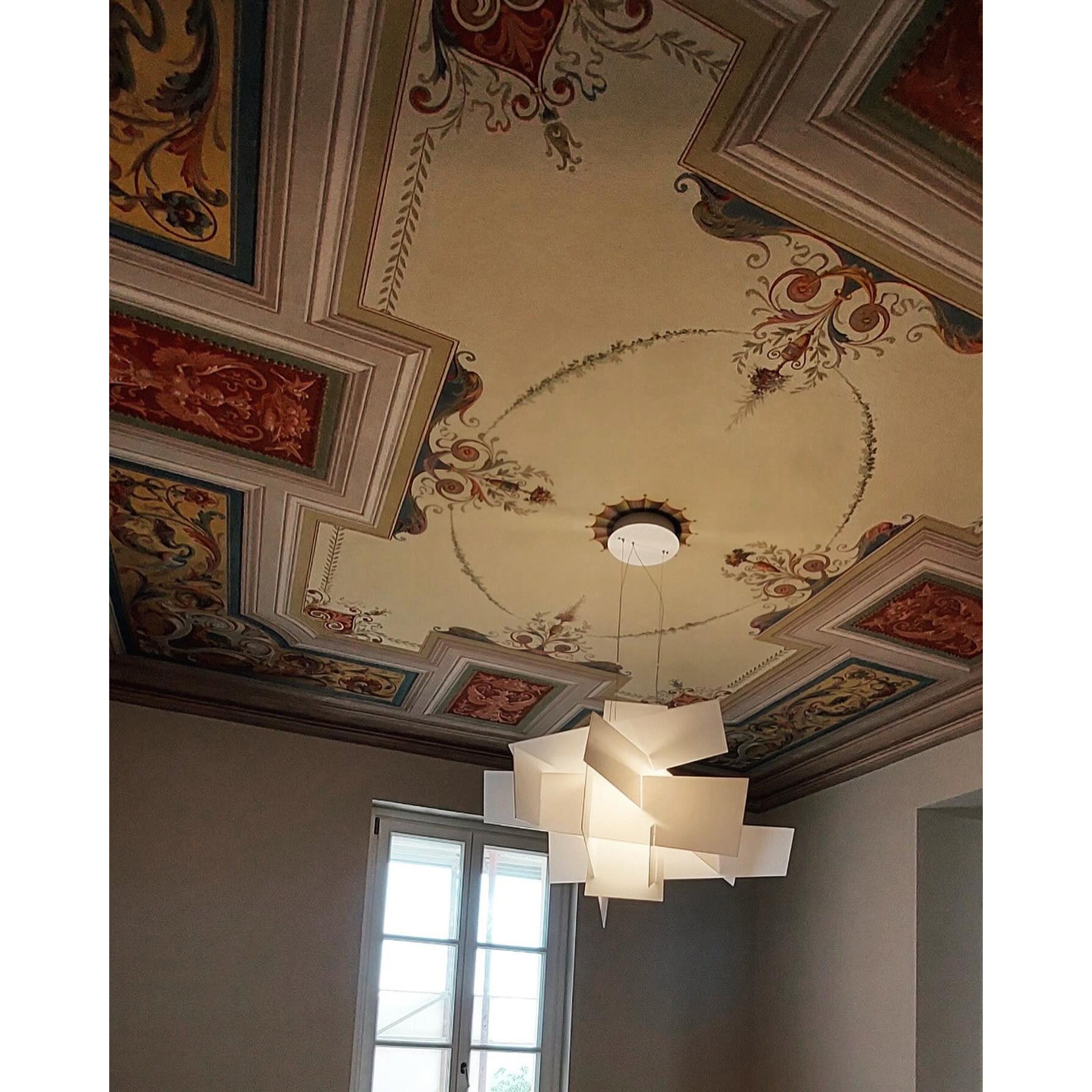 Lumiian Chandelier