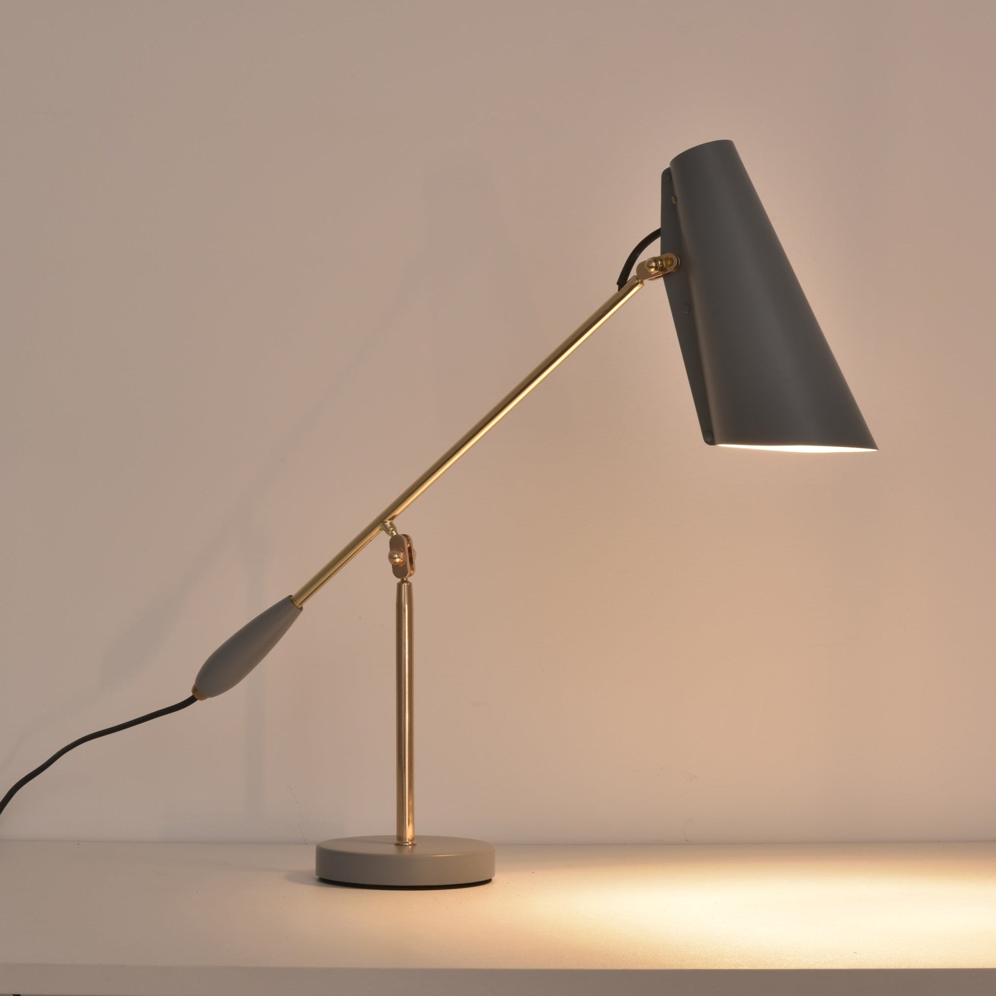 Orbix Steel Mid-Century Table Lamp - Neutral Decor