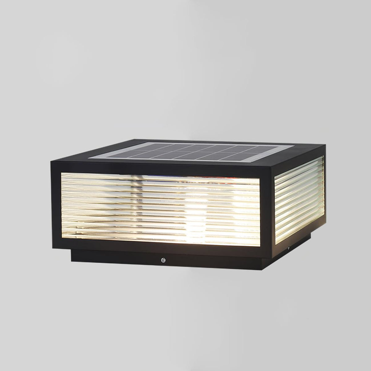 Gage Traditional Natural Glass Outdoor Light
