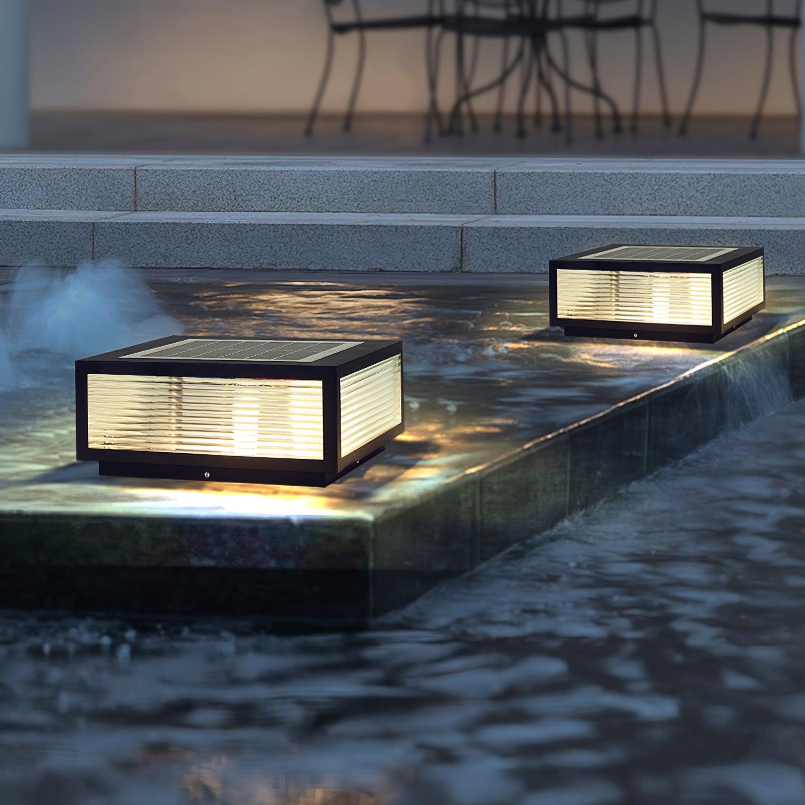 Gage Traditional Natural Glass Outdoor Light