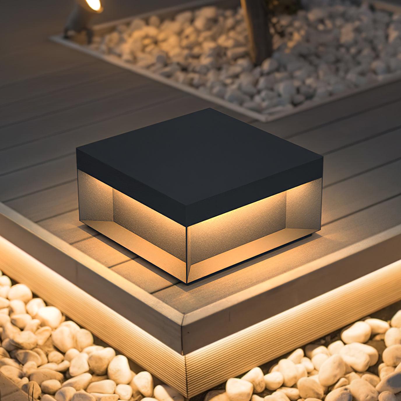 Mirisise Outdoor Light