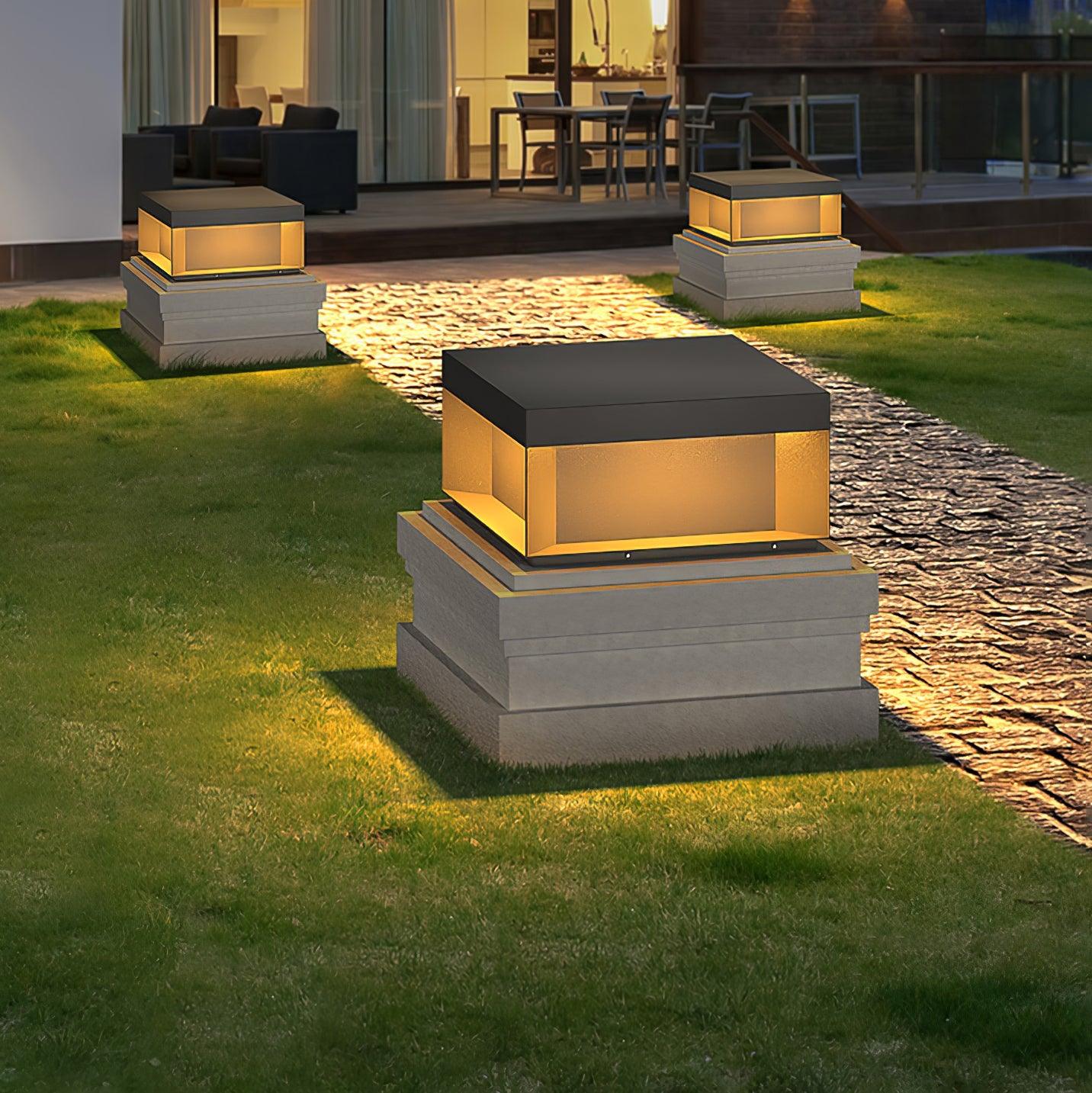 Mirisise Outdoor Light
