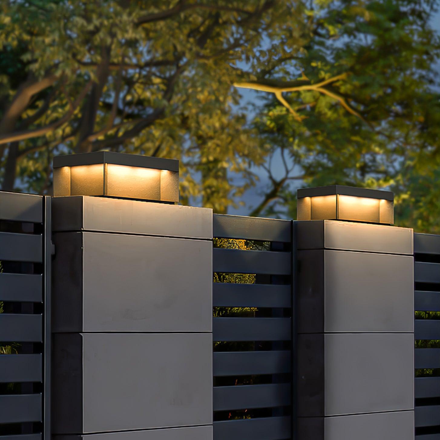 Mirisise Outdoor Light