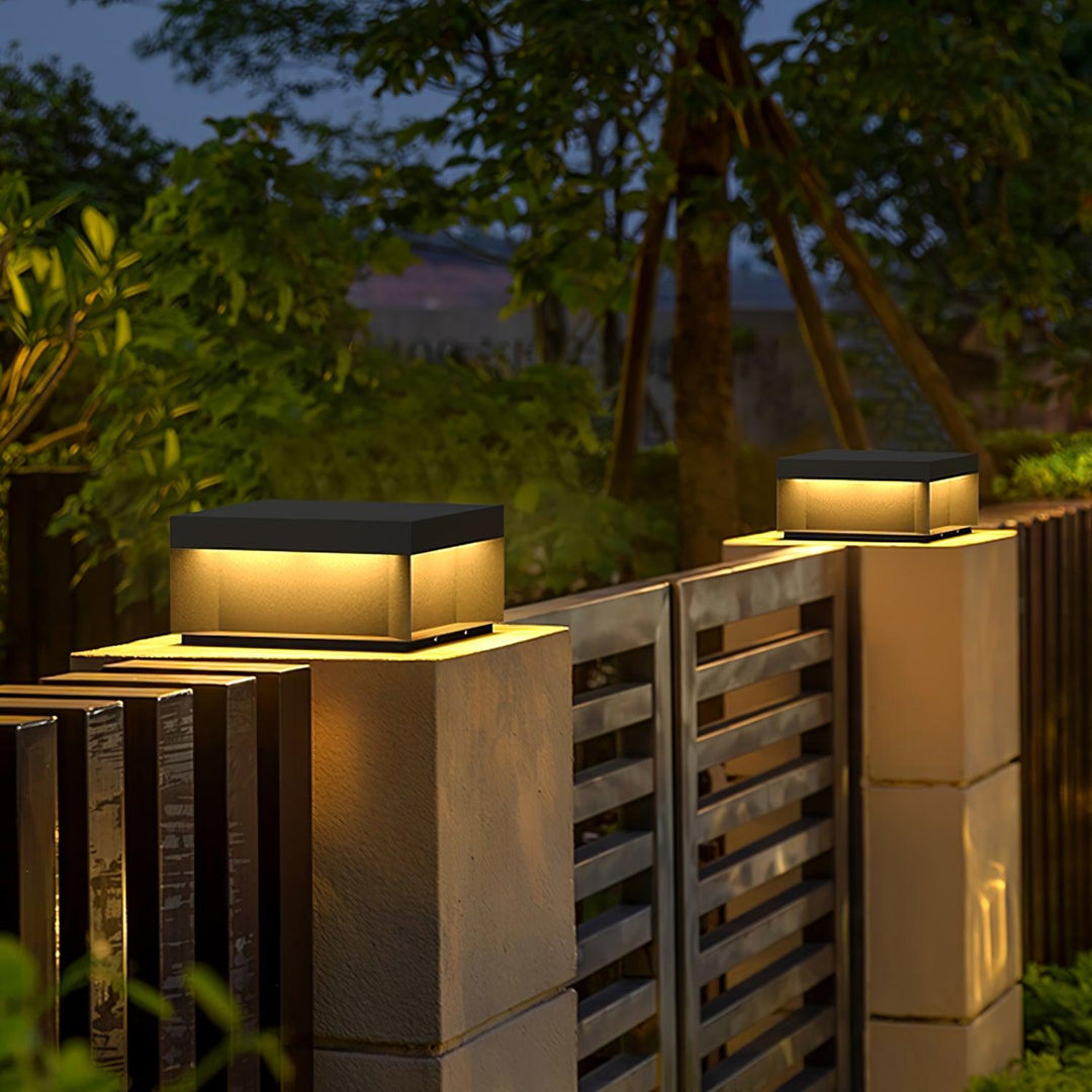 Mirisise Outdoor Light
