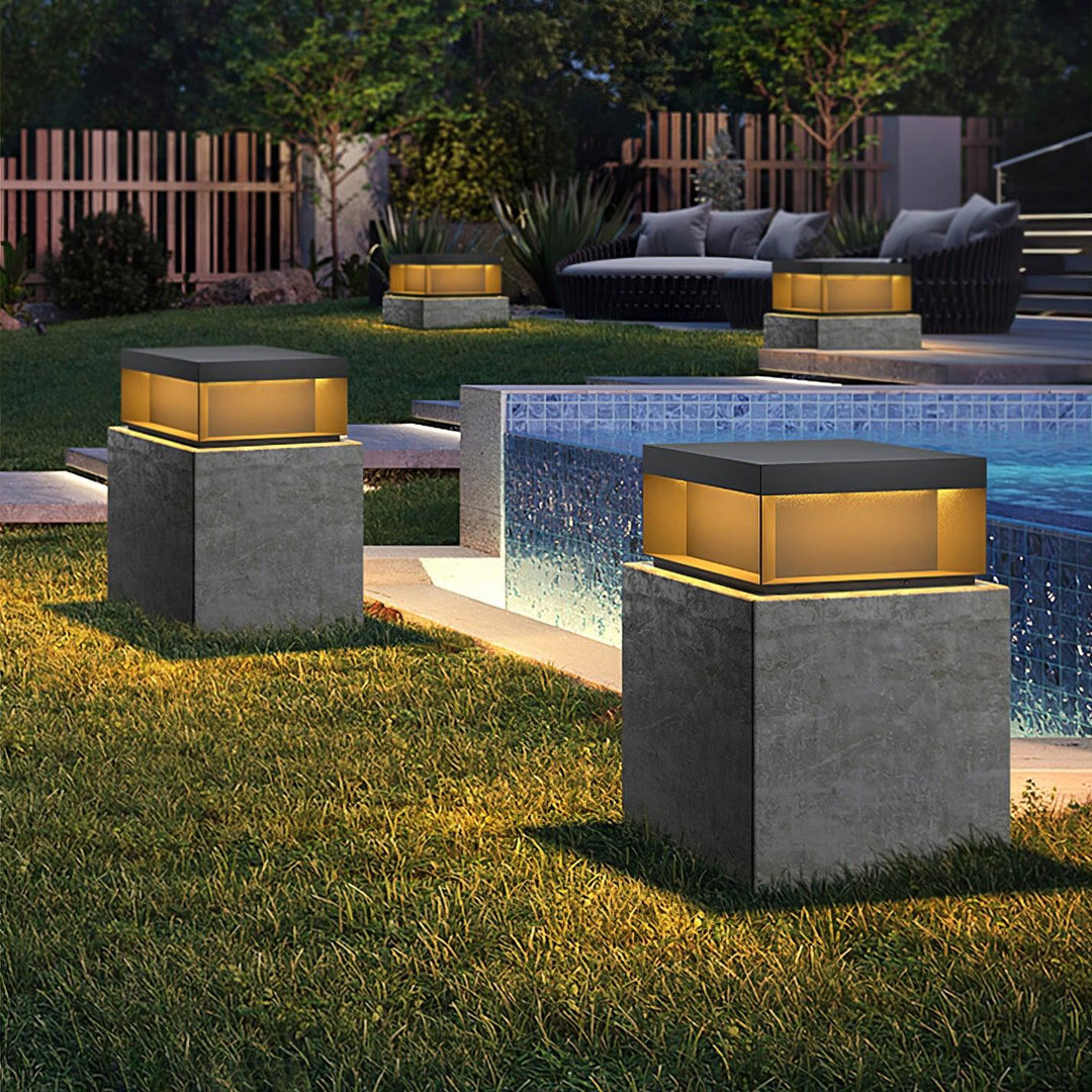 Mirisise Outdoor Light