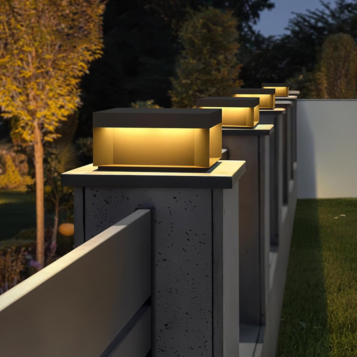 Polly Modern Outdoor Light